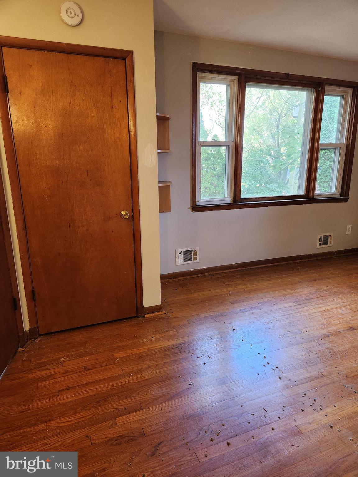 FRANKFORD - Residential Lease