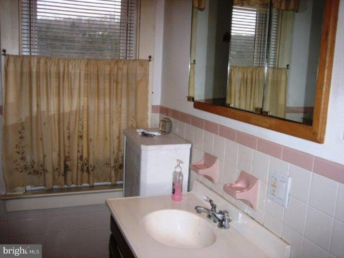 CUMBOLA - Residential