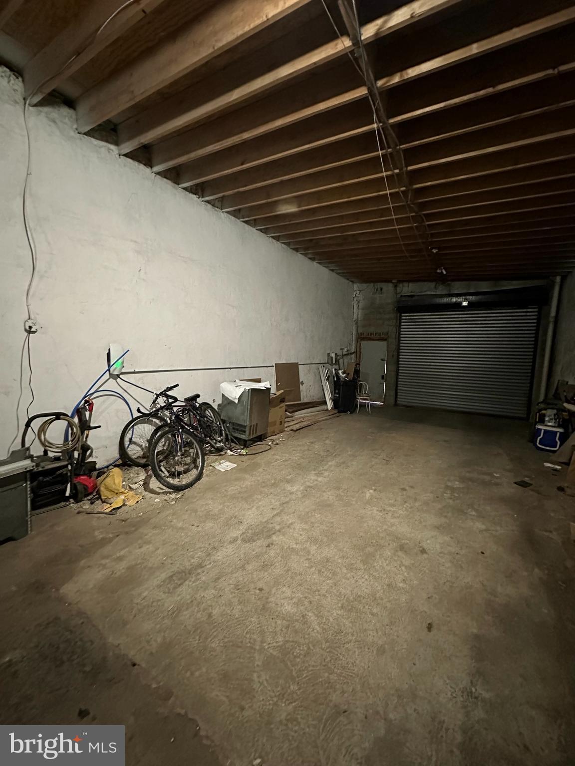 DICKINSON NARROWS - Residential Lease