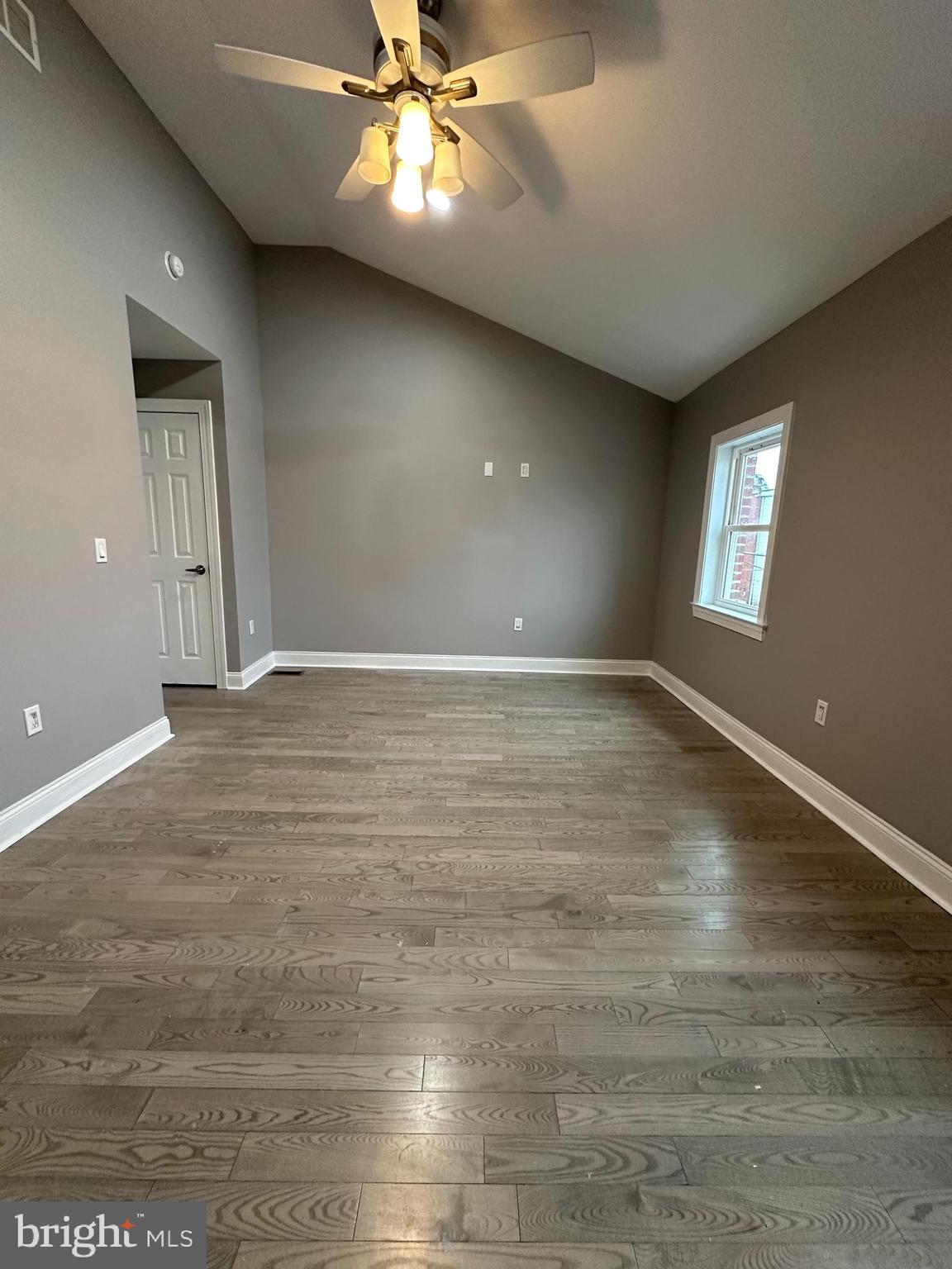 DICKINSON NARROWS - Residential Lease