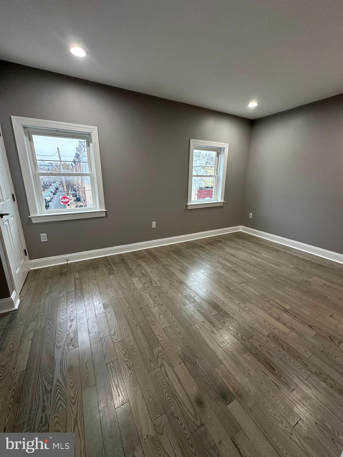 DICKINSON NARROWS - Residential Lease