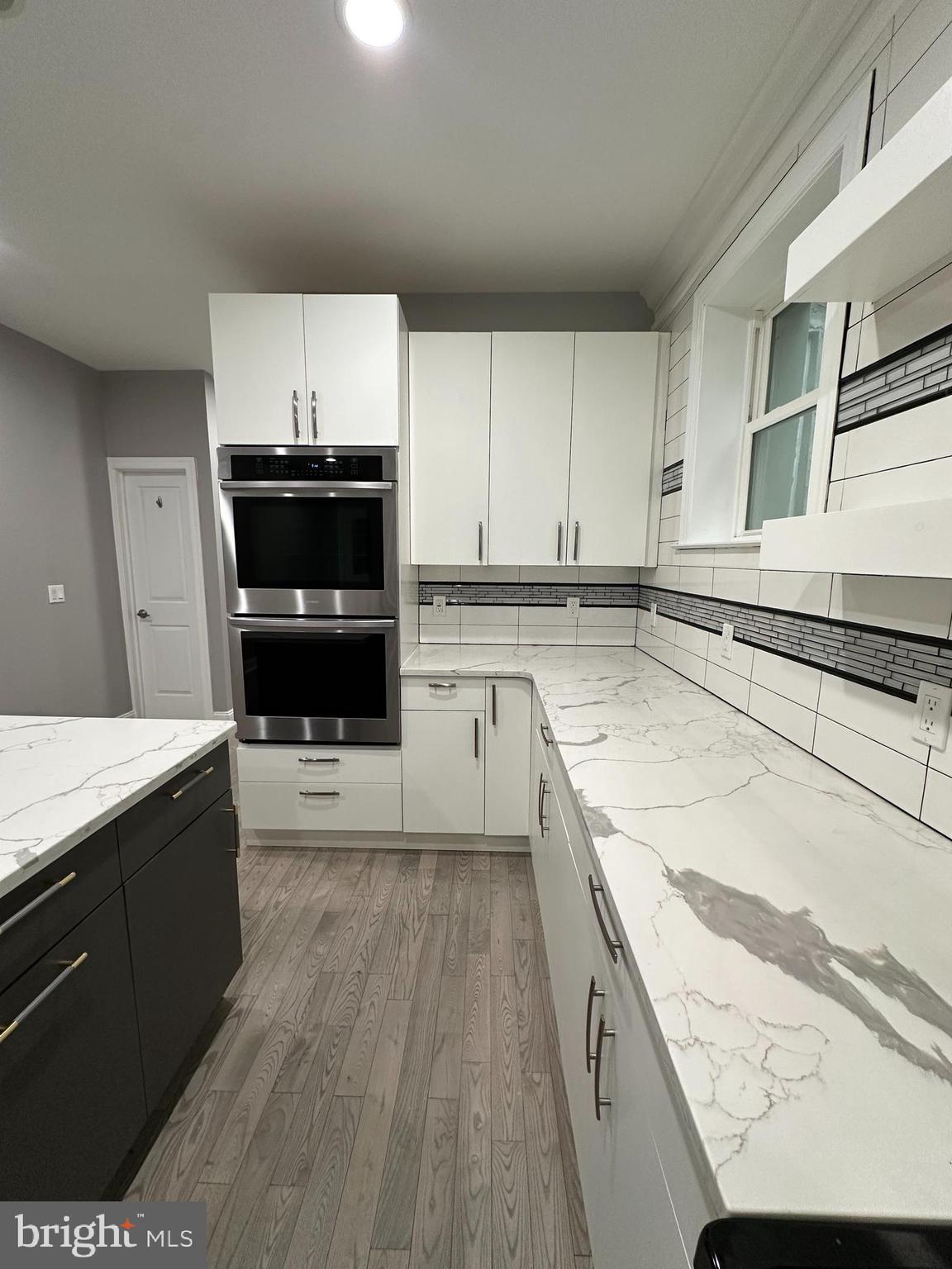 DICKINSON NARROWS - Residential Lease