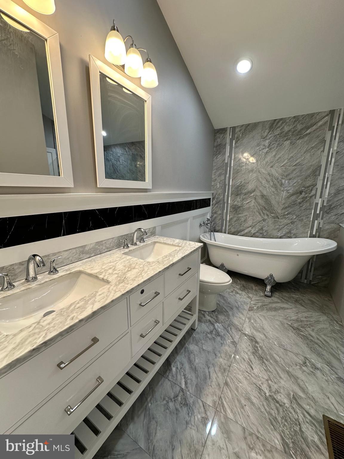 DICKINSON NARROWS - Residential Lease