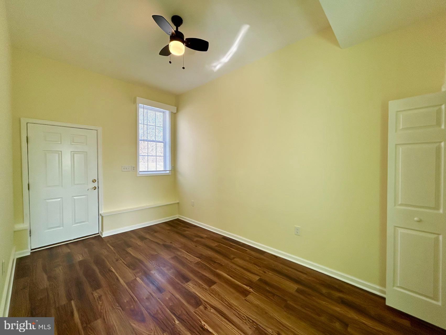 TRAUMEREI FARM - Residential Lease