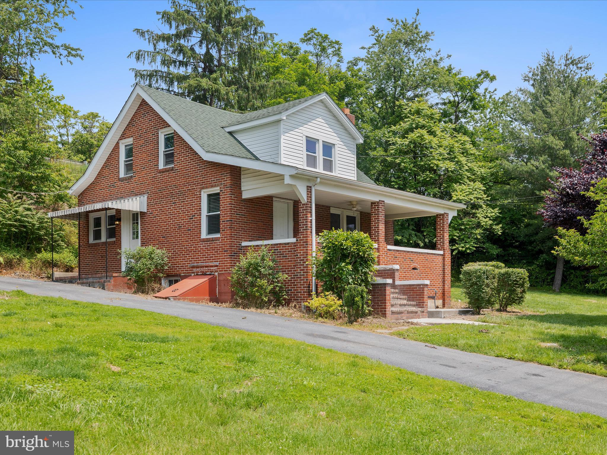 276 GORE ROAD