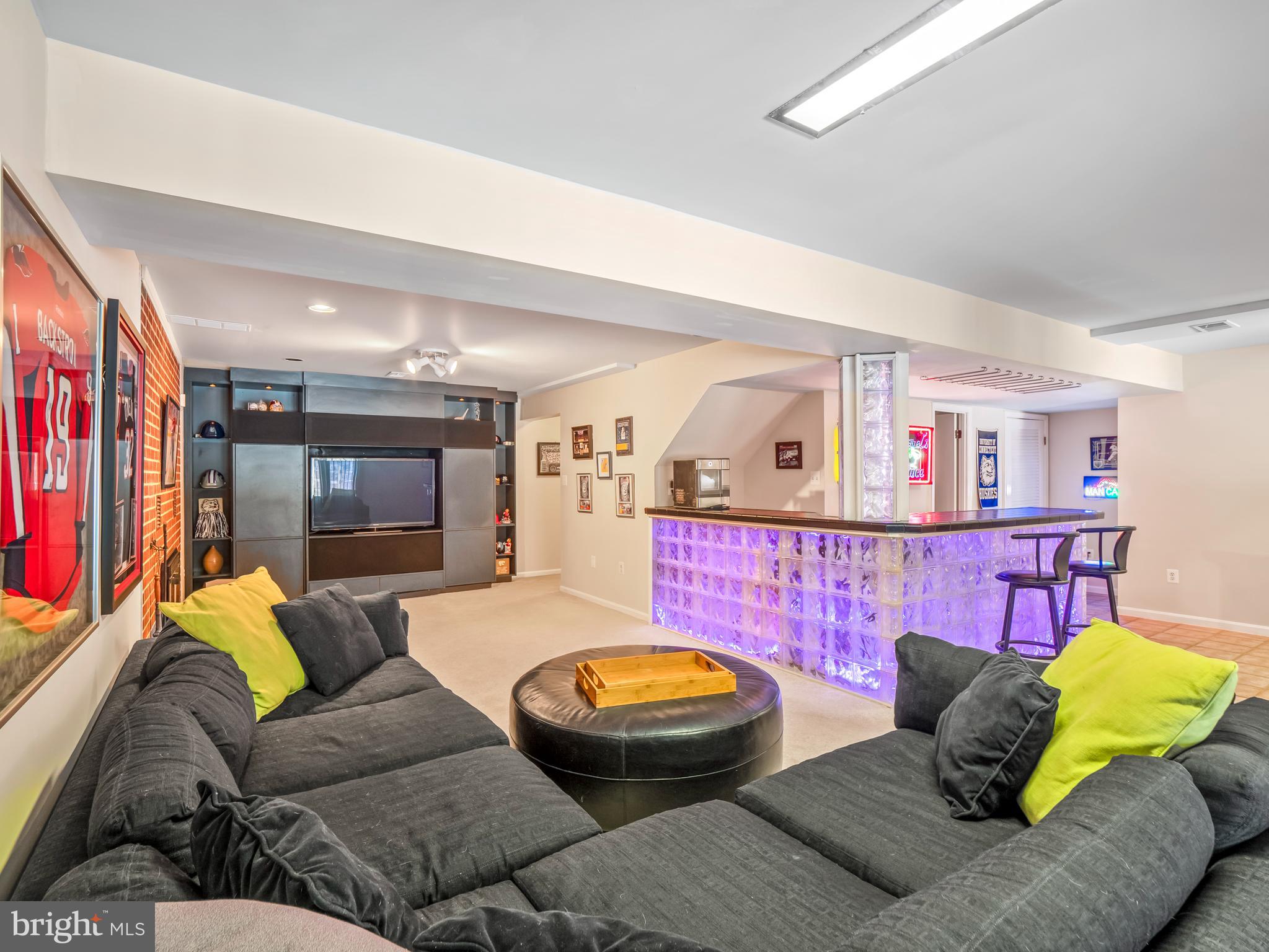 SHADOWALK - Residential