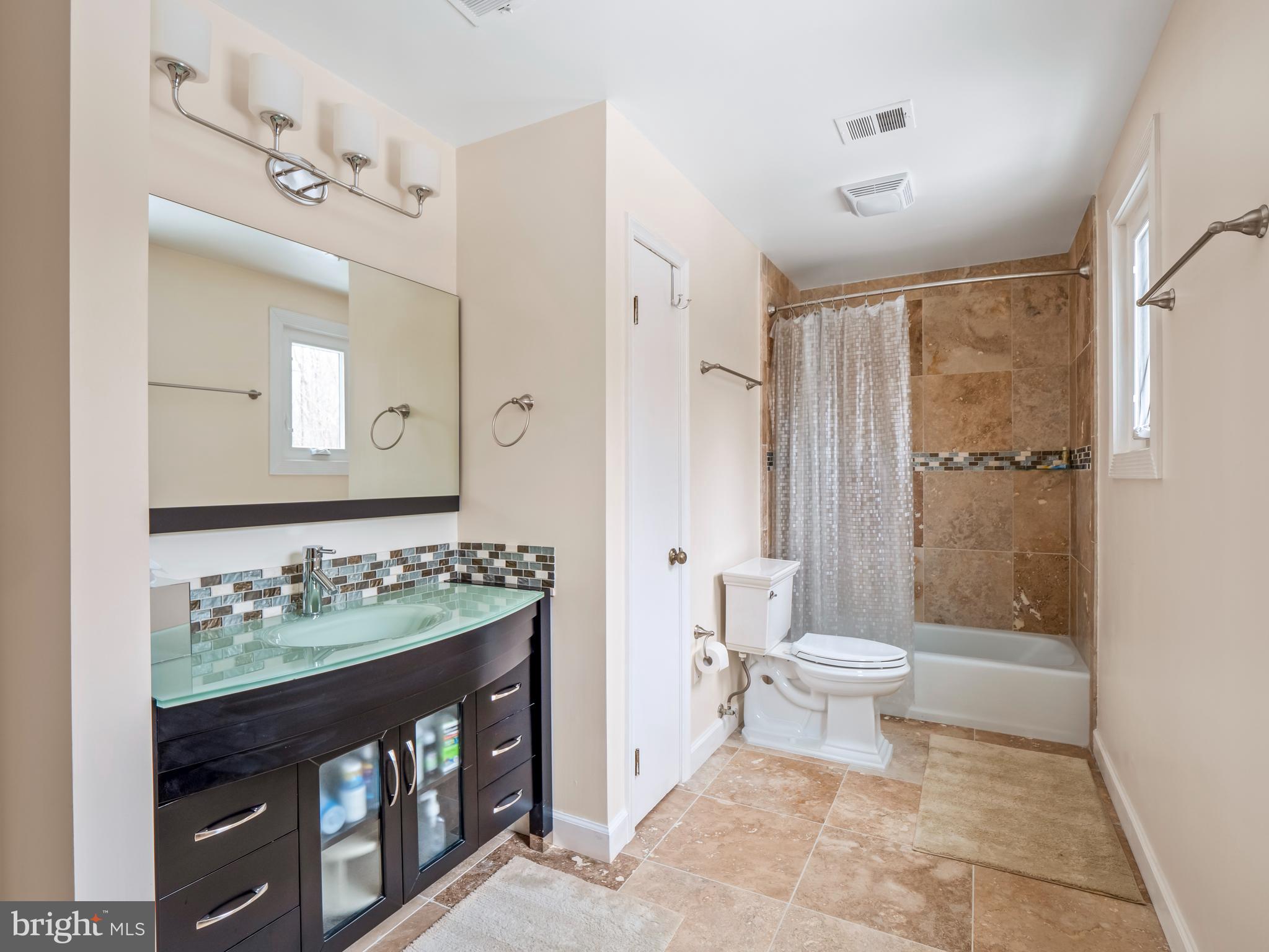 SHADOWALK - Residential