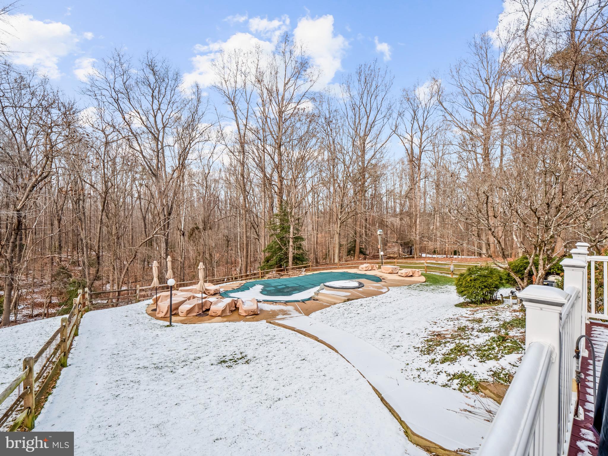 SHADOWALK - Residential