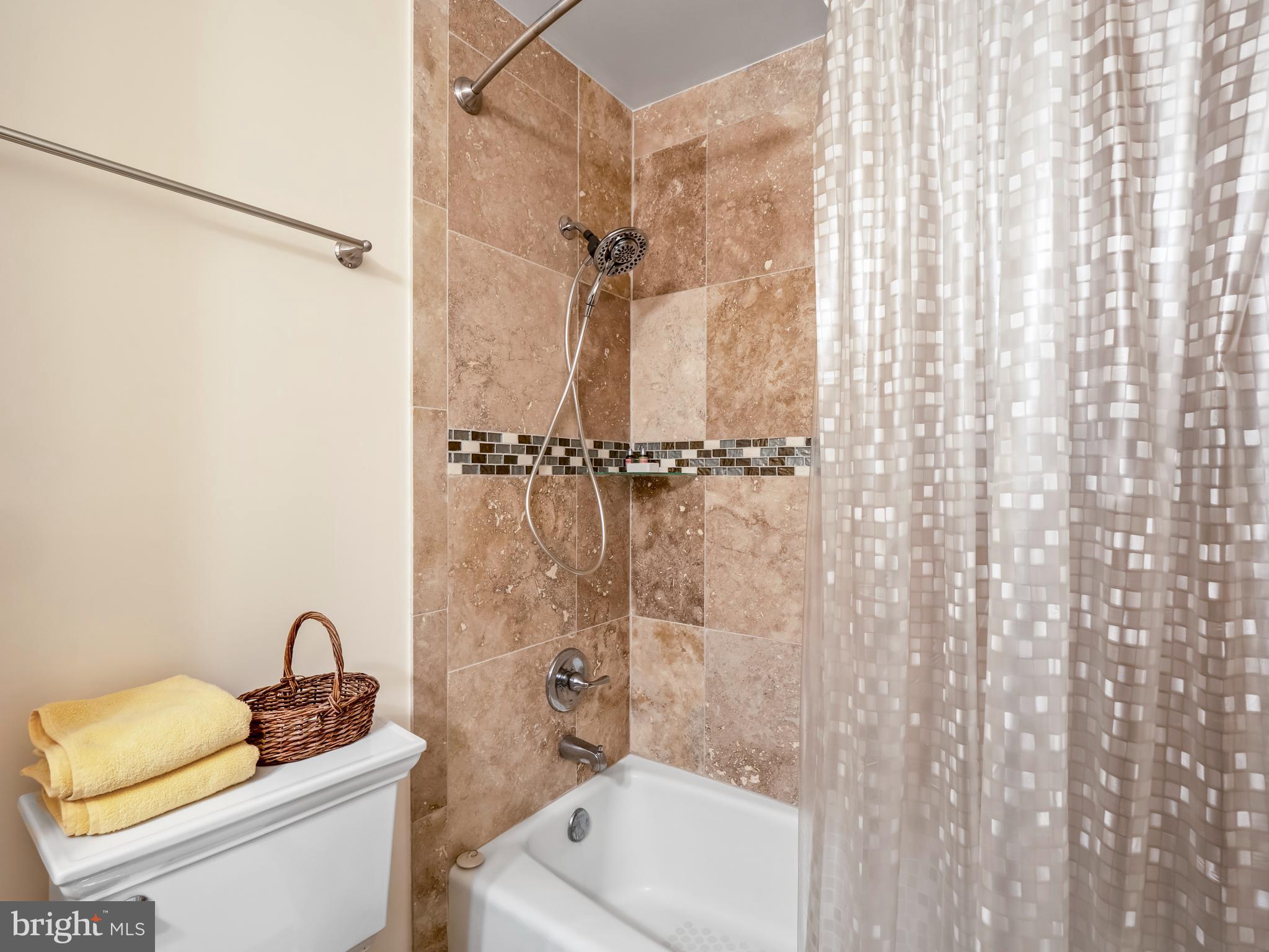 SHADOWALK - Residential