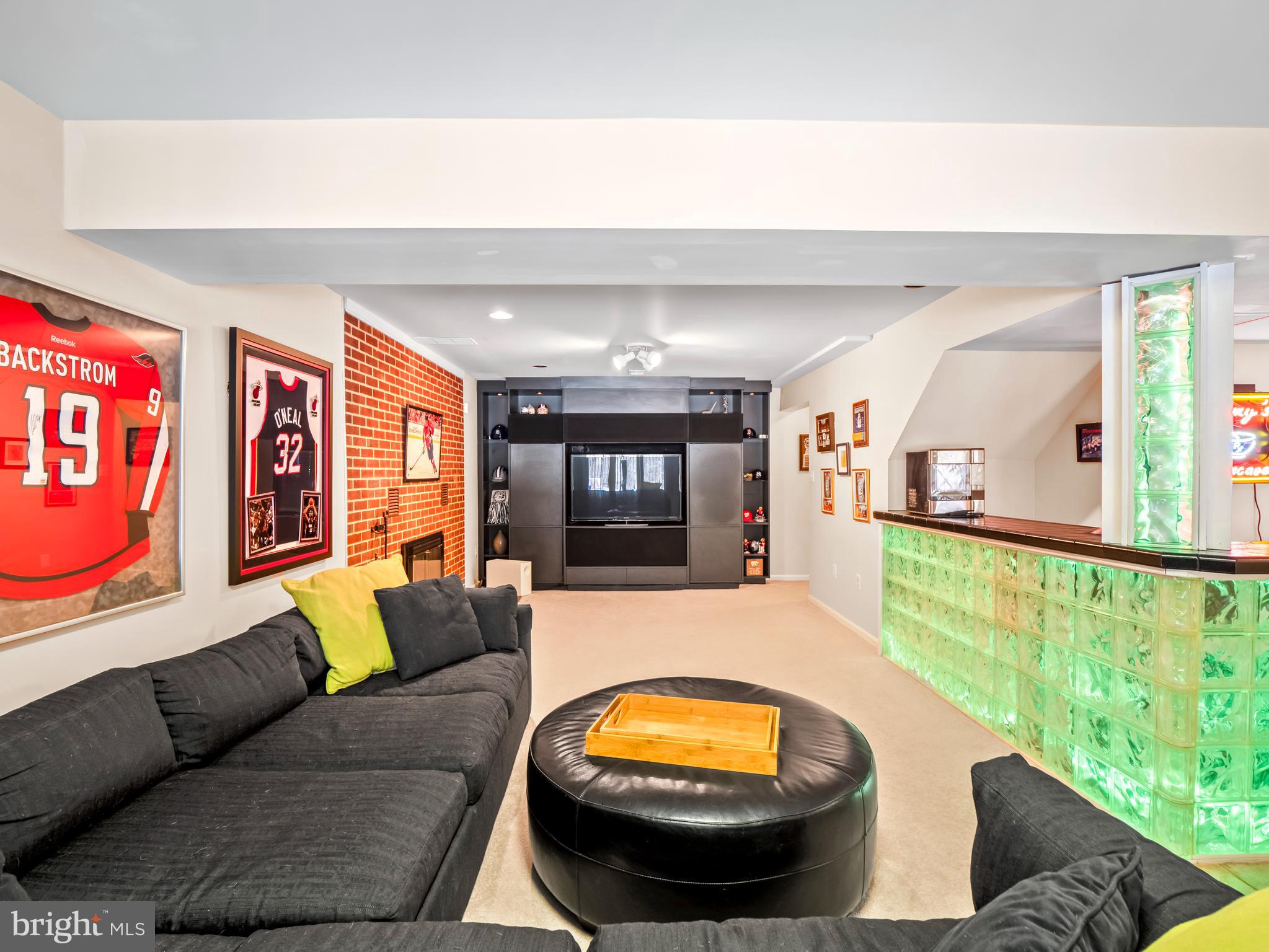 SHADOWALK - Residential