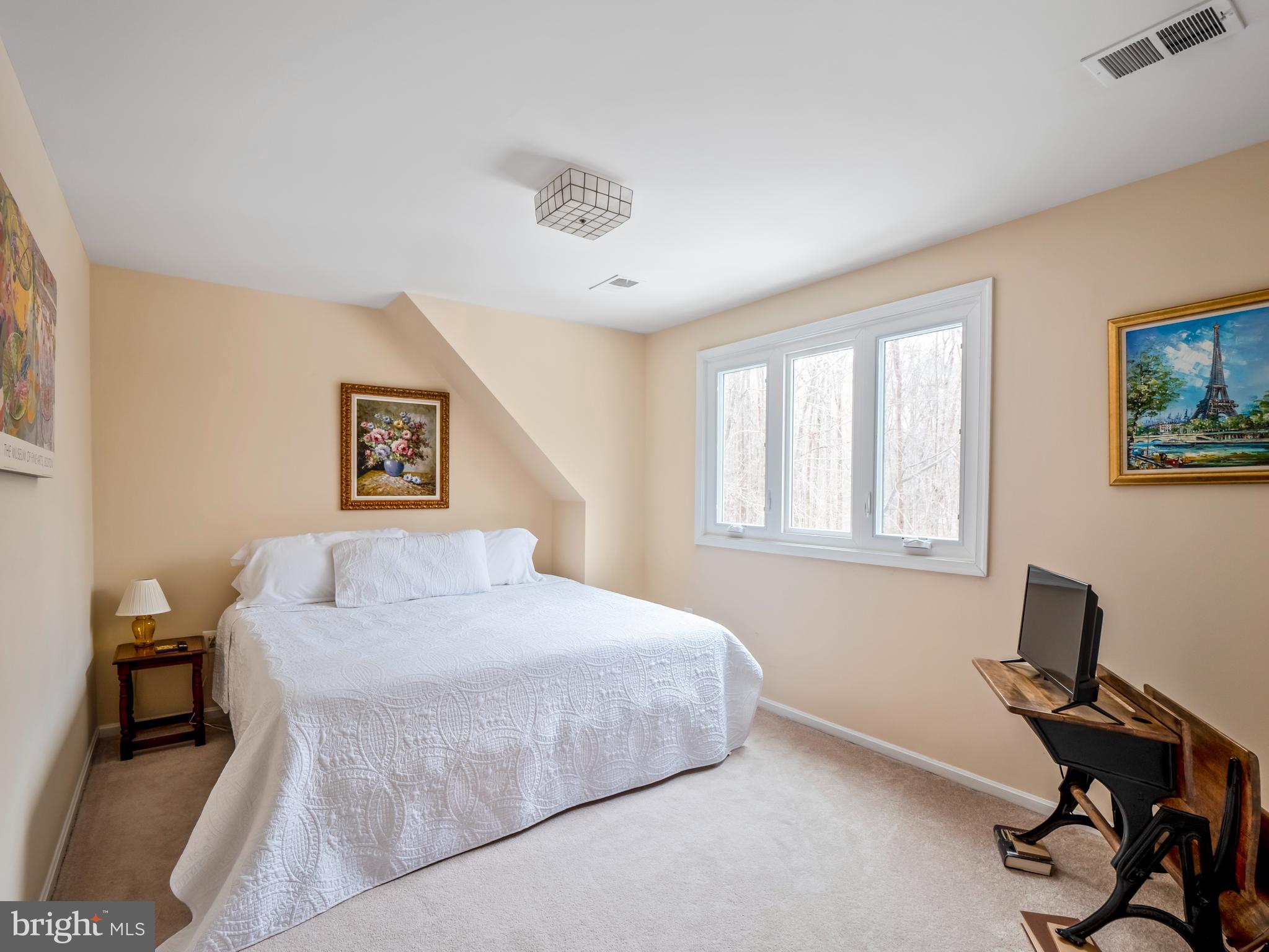 SHADOWALK - Residential