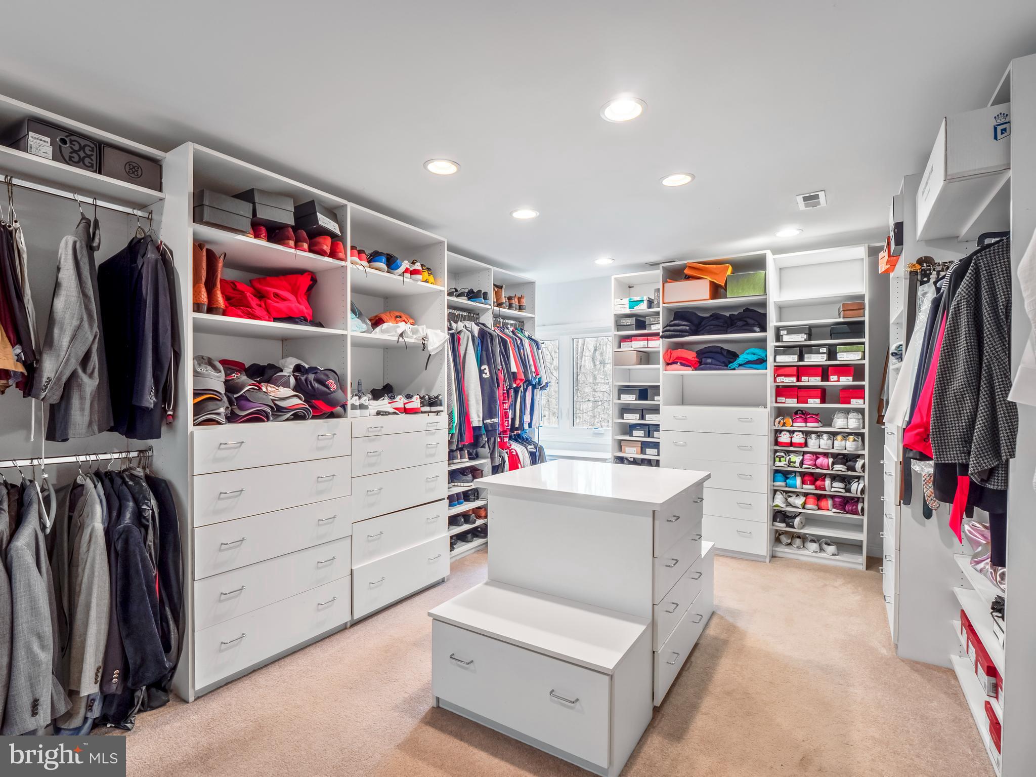 SHADOWALK - Residential