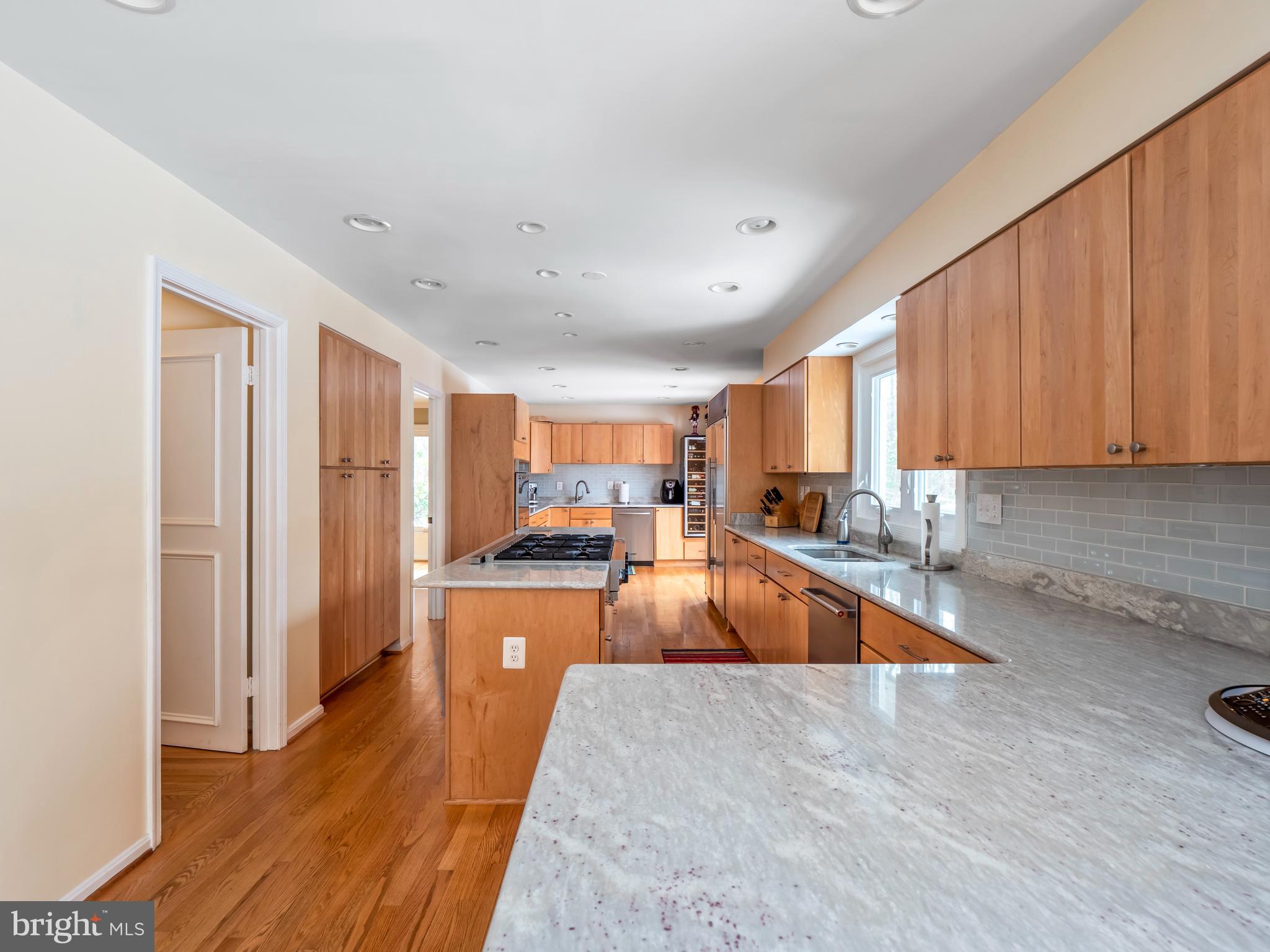 SHADOWALK - Residential