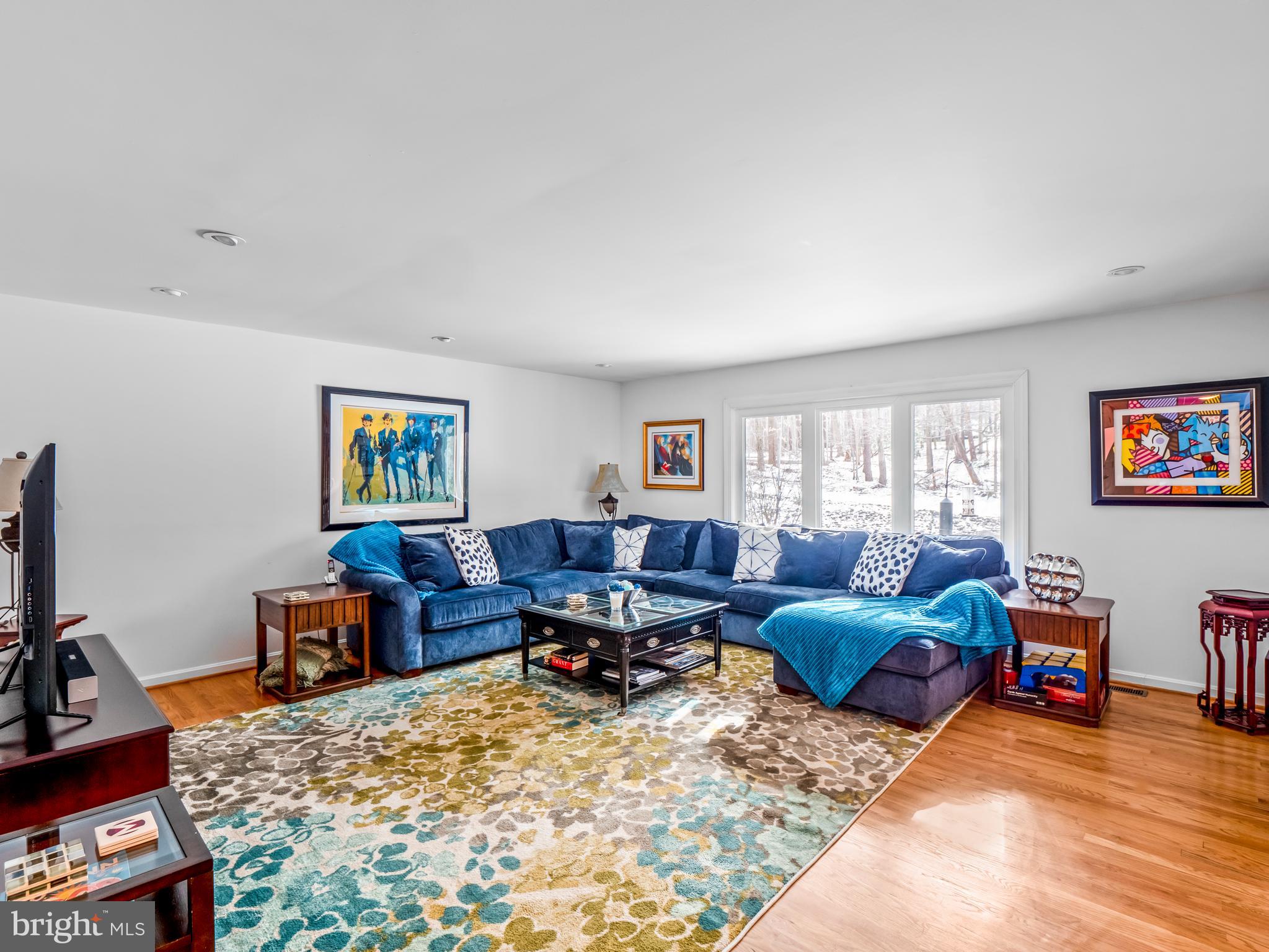 SHADOWALK - Residential