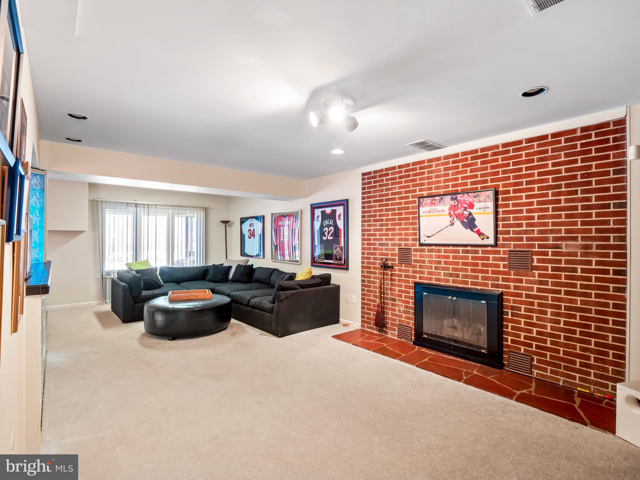 SHADOWALK - Residential