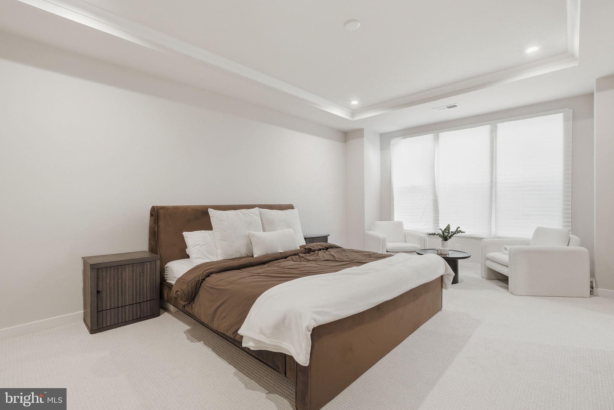 MOOREFIELD STATION - Residential Lease