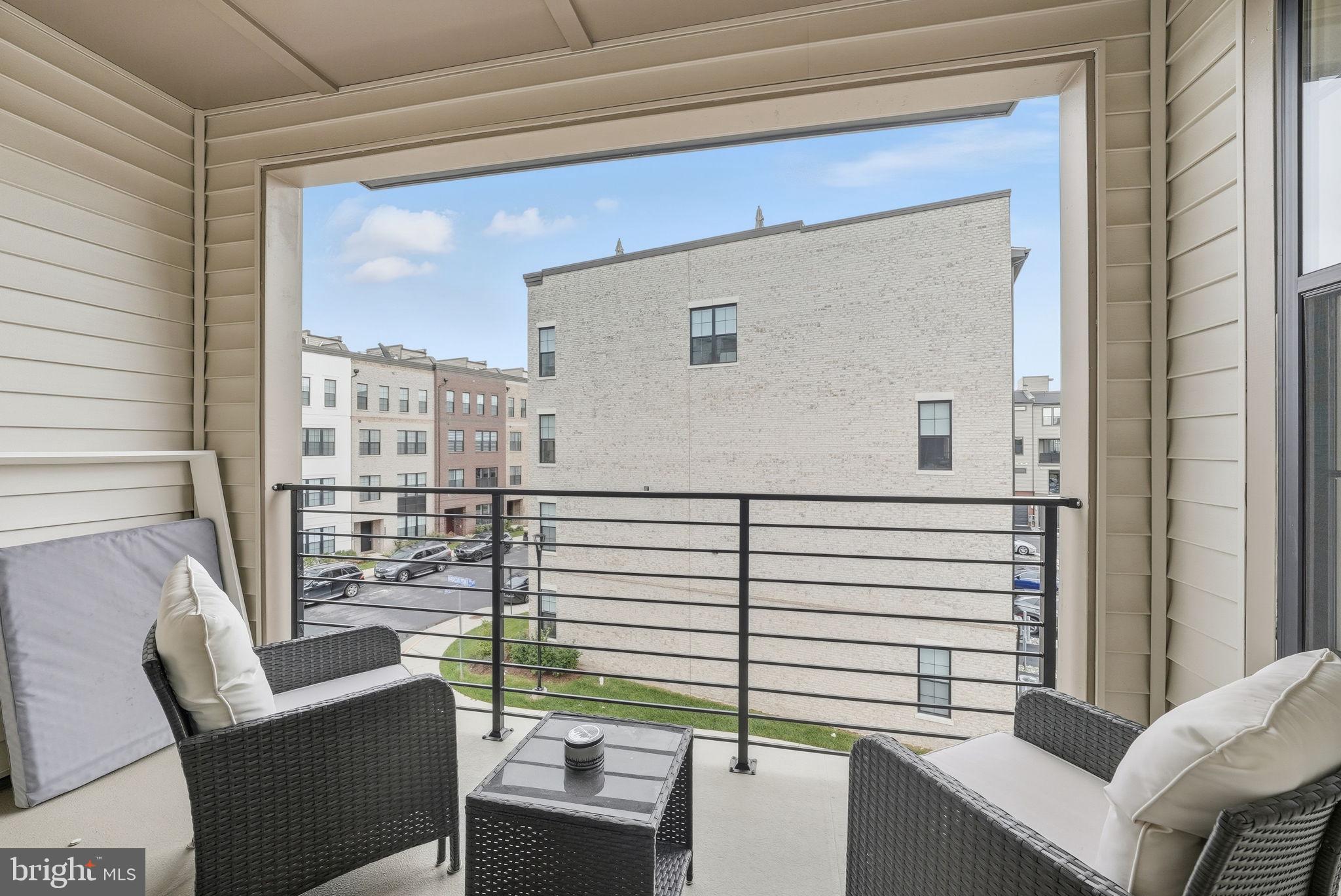 MOOREFIELD STATION - Residential Lease