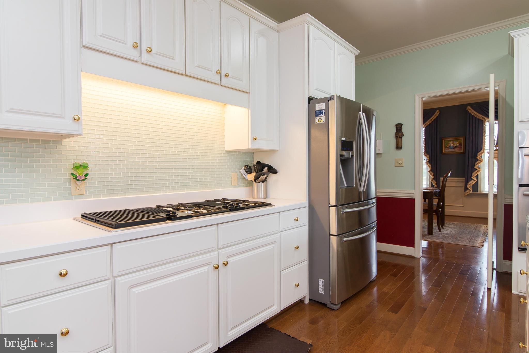 LOCUST HILL - Residential