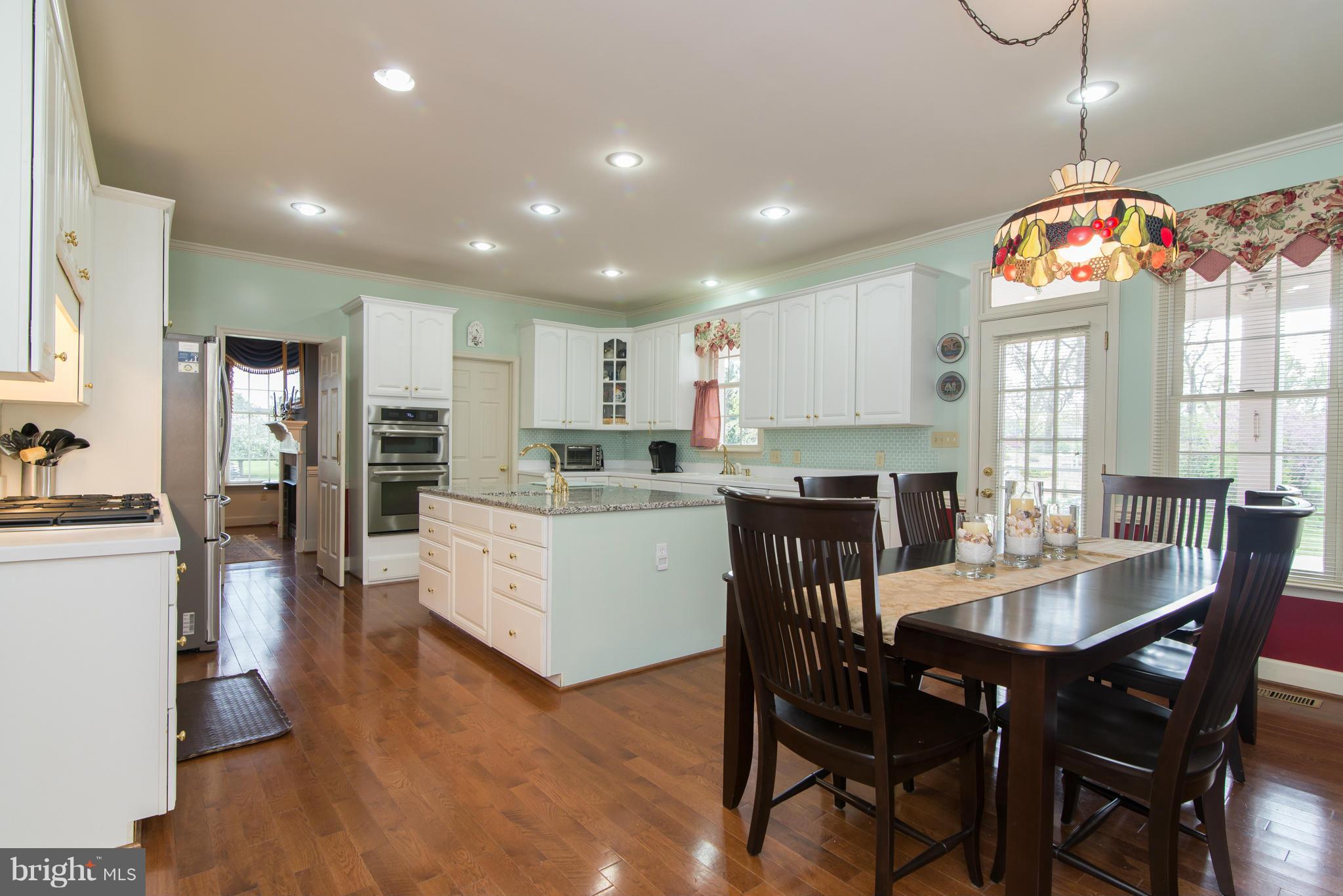 LOCUST HILL - Residential