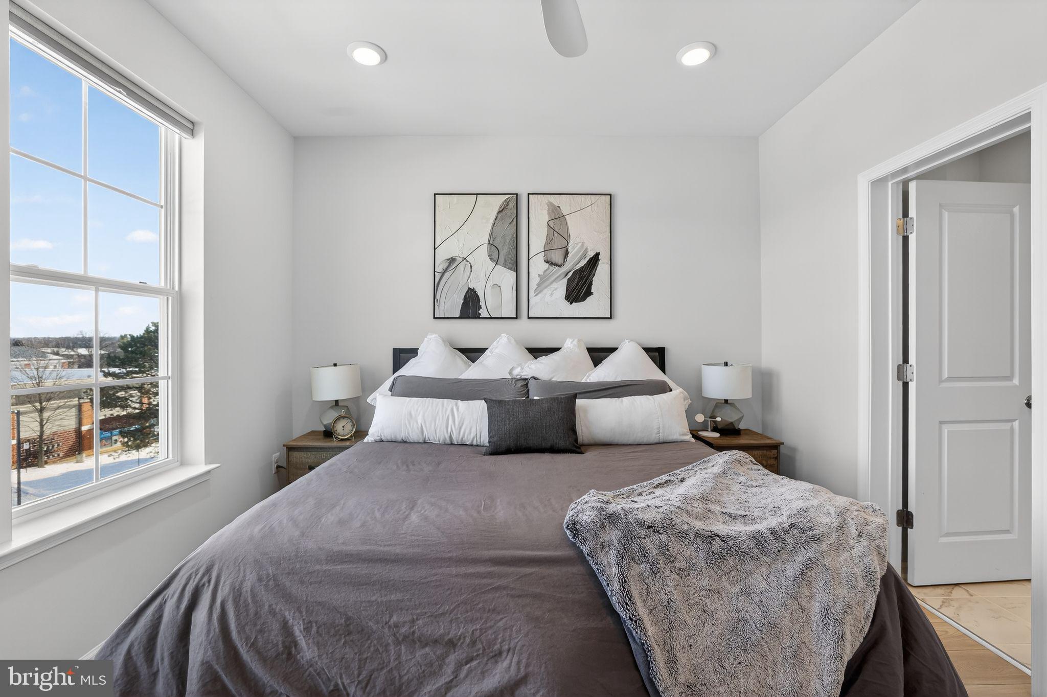 MONTGOMERY VILLAGE - Residential