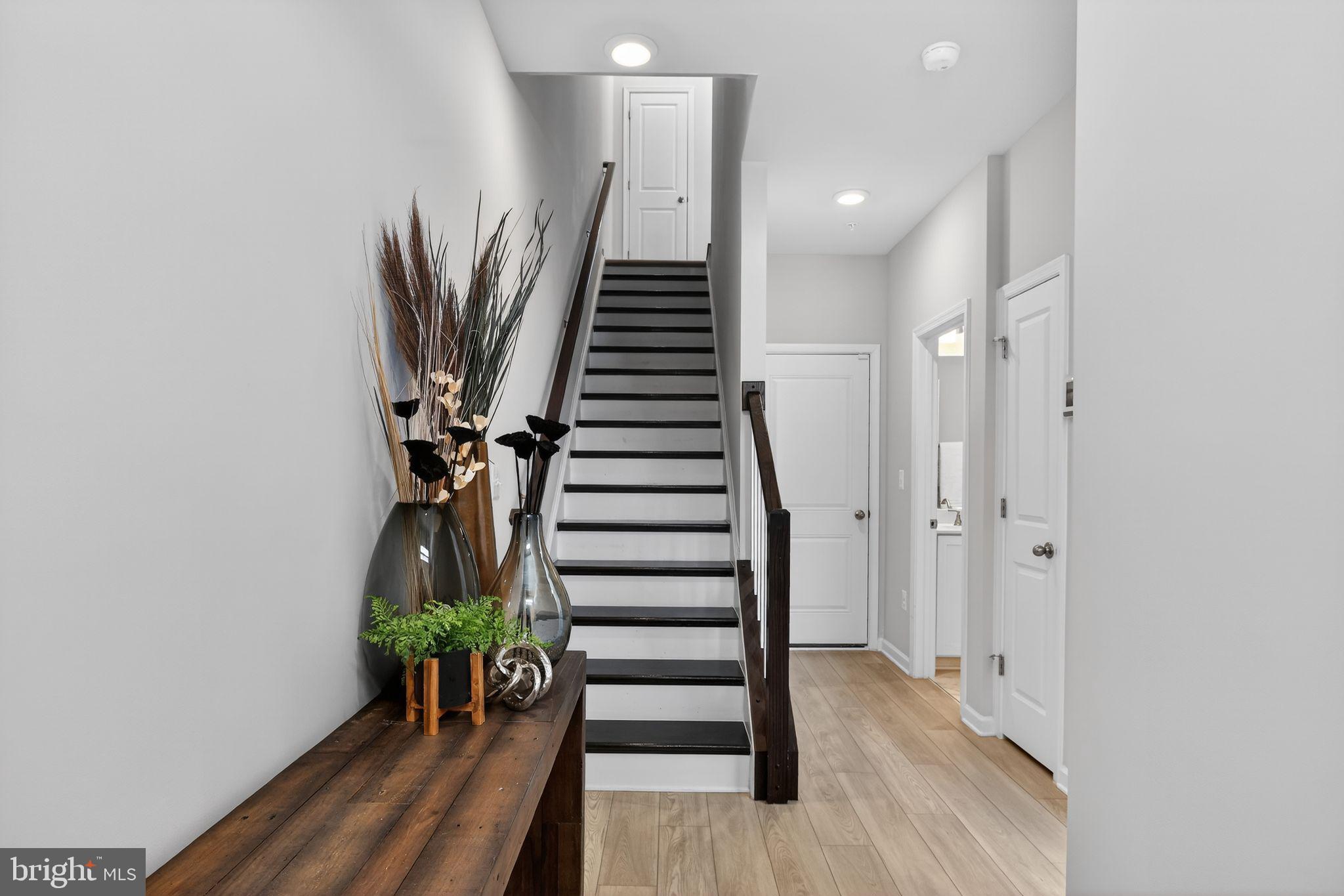 MONTGOMERY VILLAGE - Residential