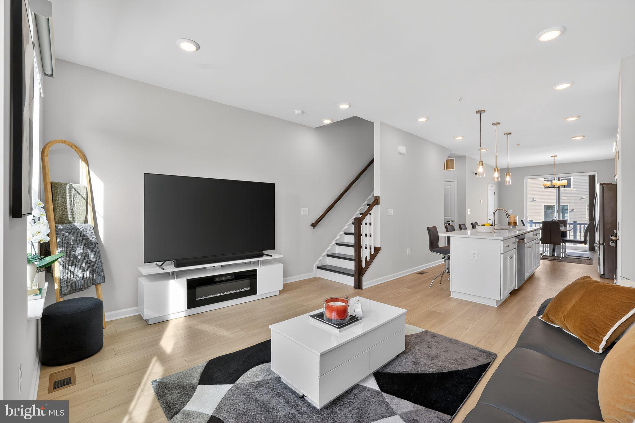 MONTGOMERY VILLAGE - Residential