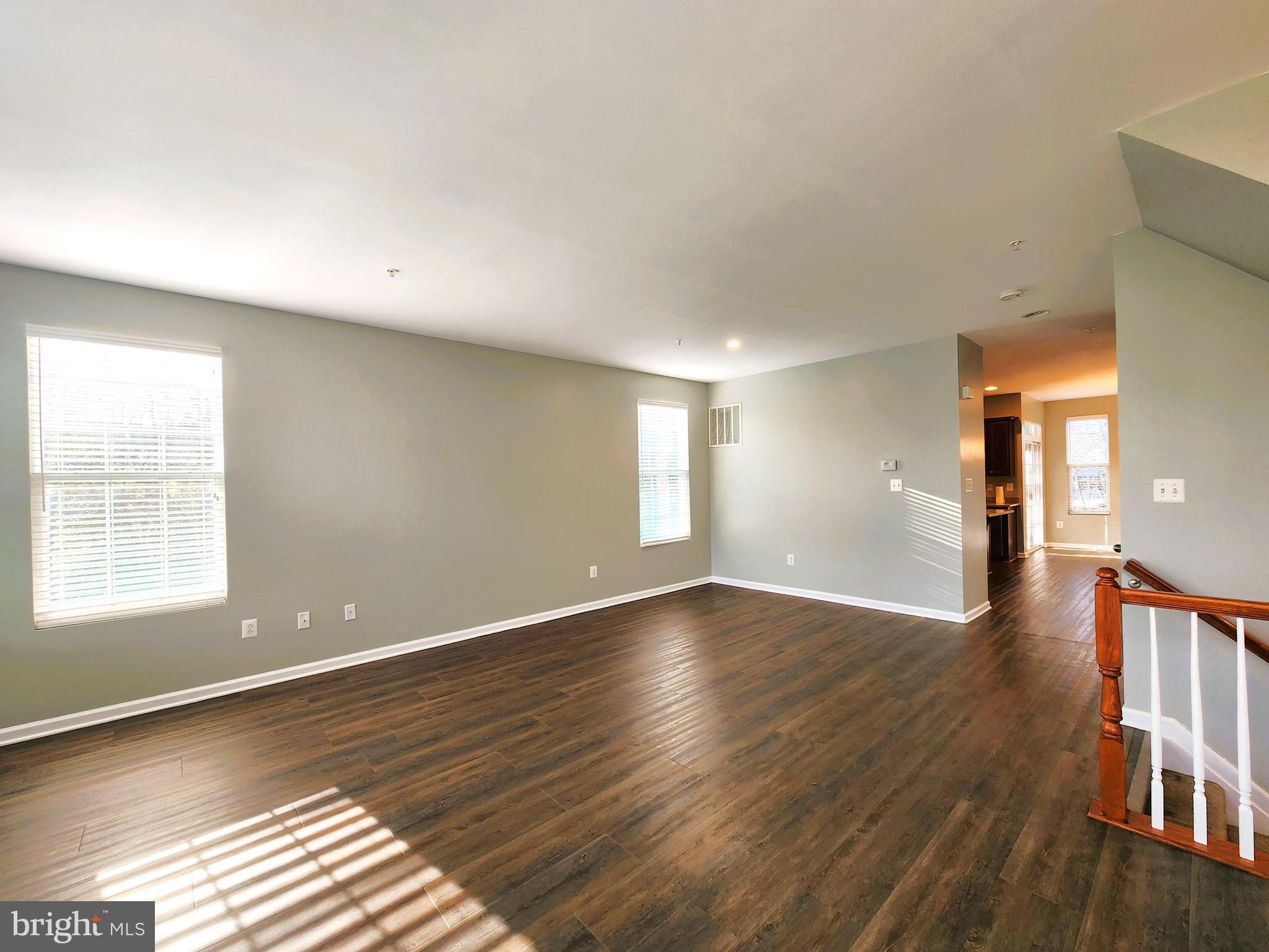 STONEHOUSE RUN - Residential Lease