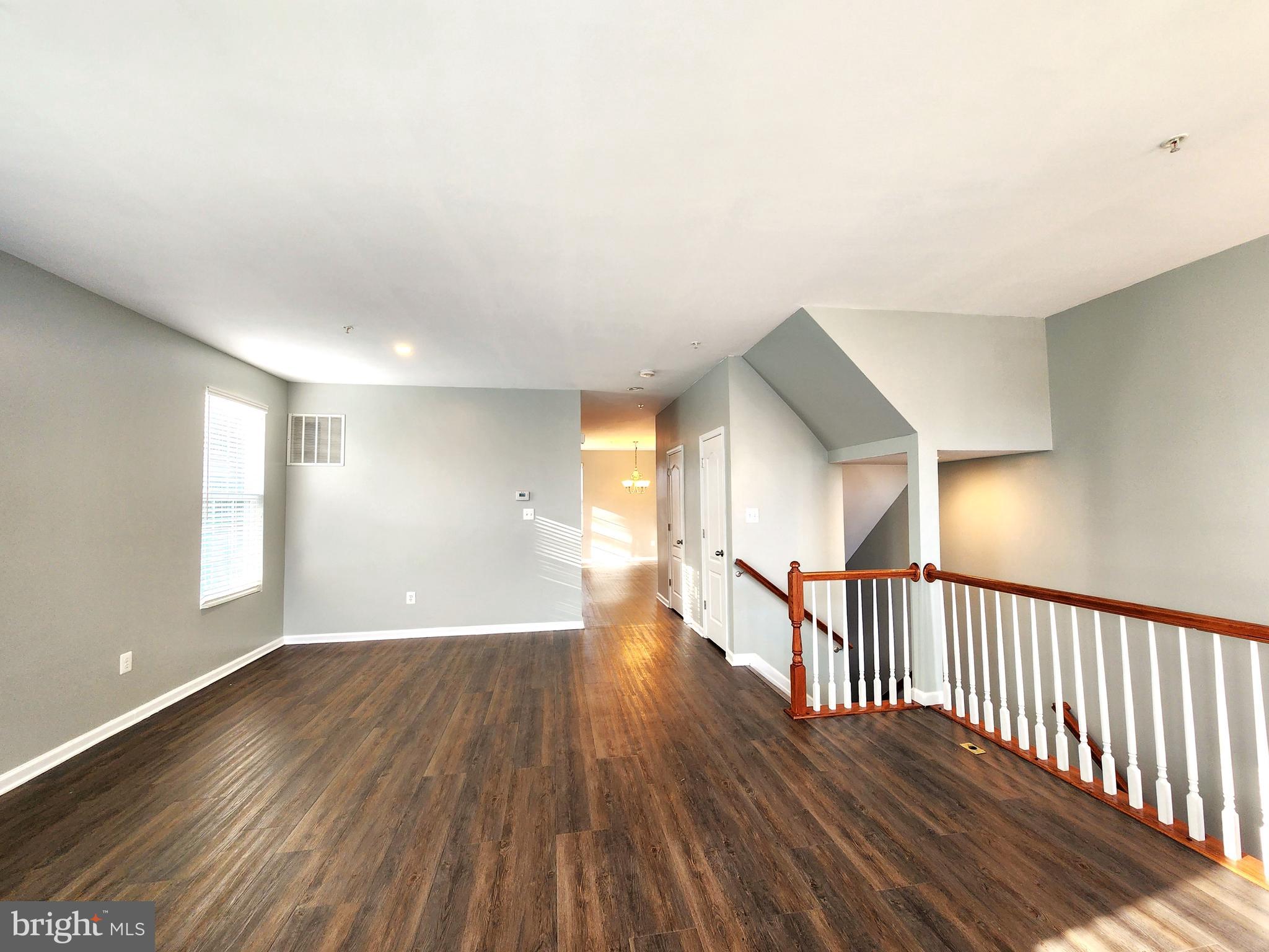 STONEHOUSE RUN - Residential Lease