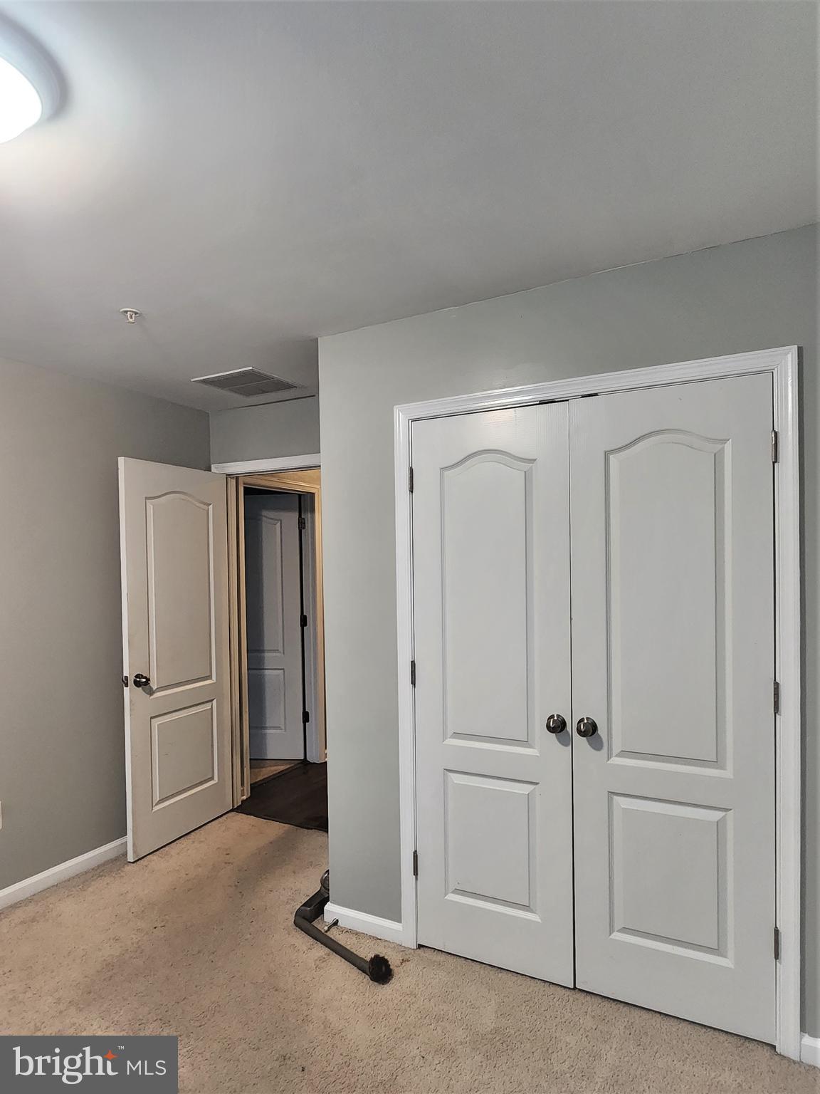 STONEHOUSE RUN - Residential Lease