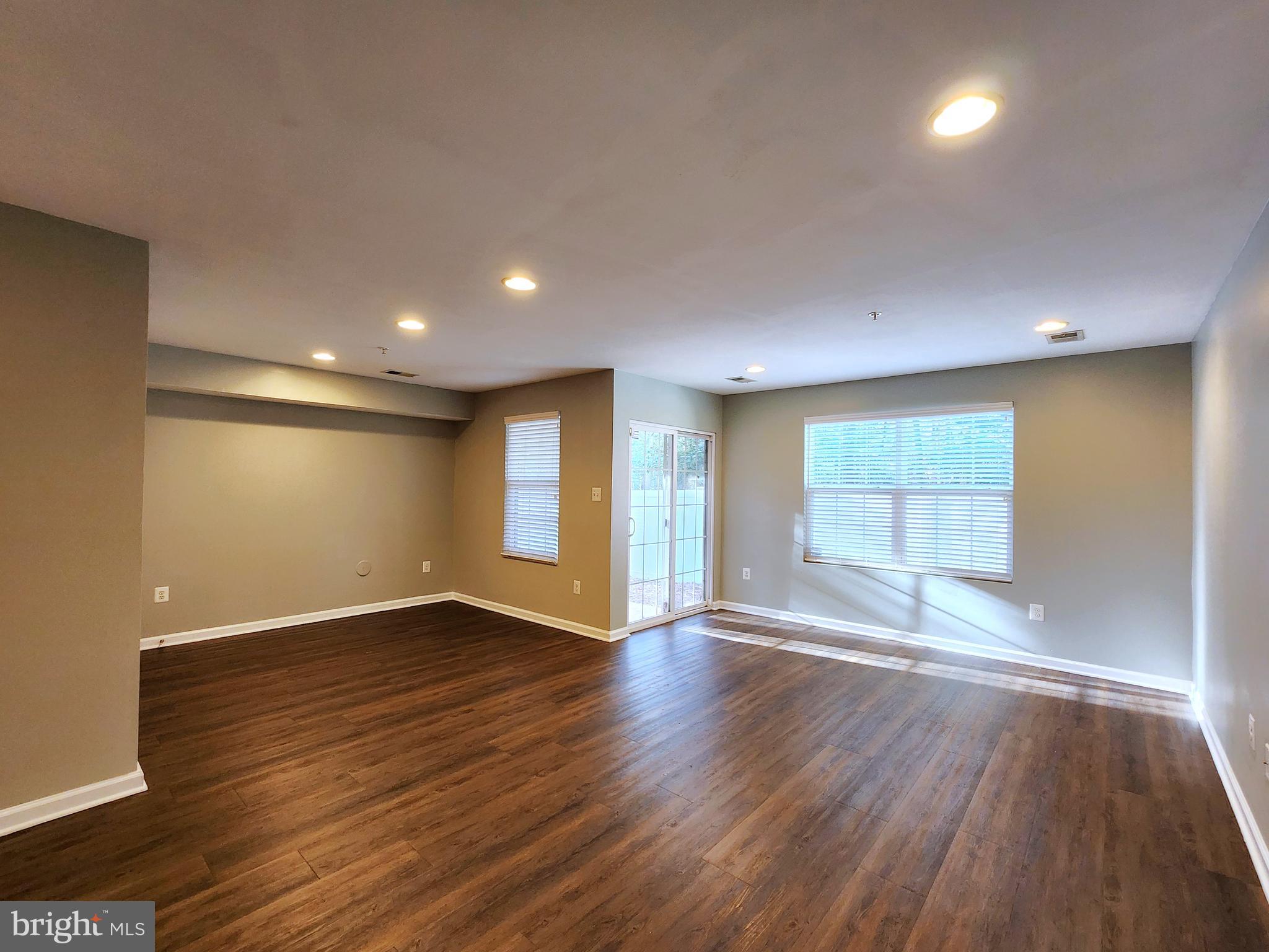 STONEHOUSE RUN - Residential Lease