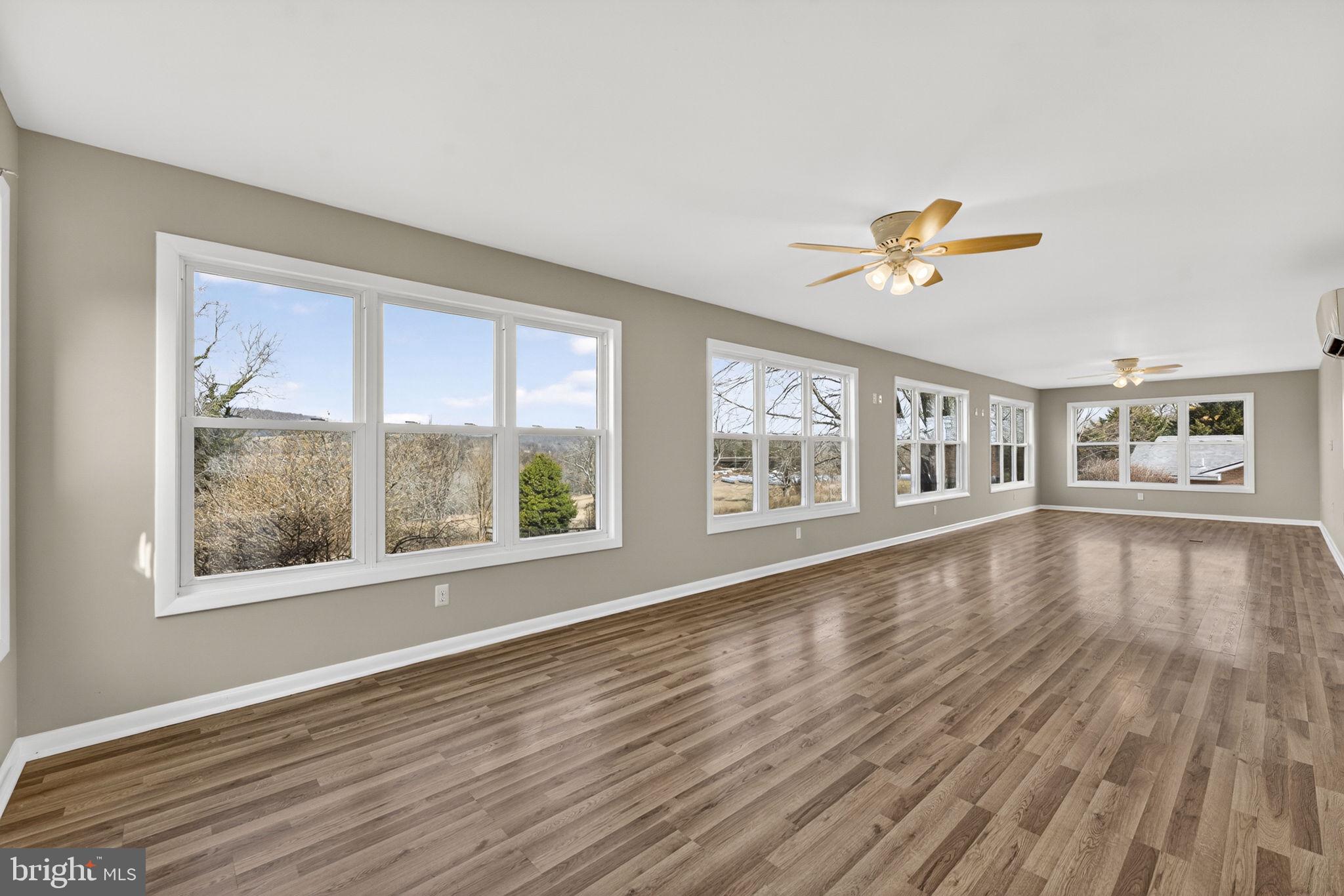 CRESTVIEW ESTATE - Residential