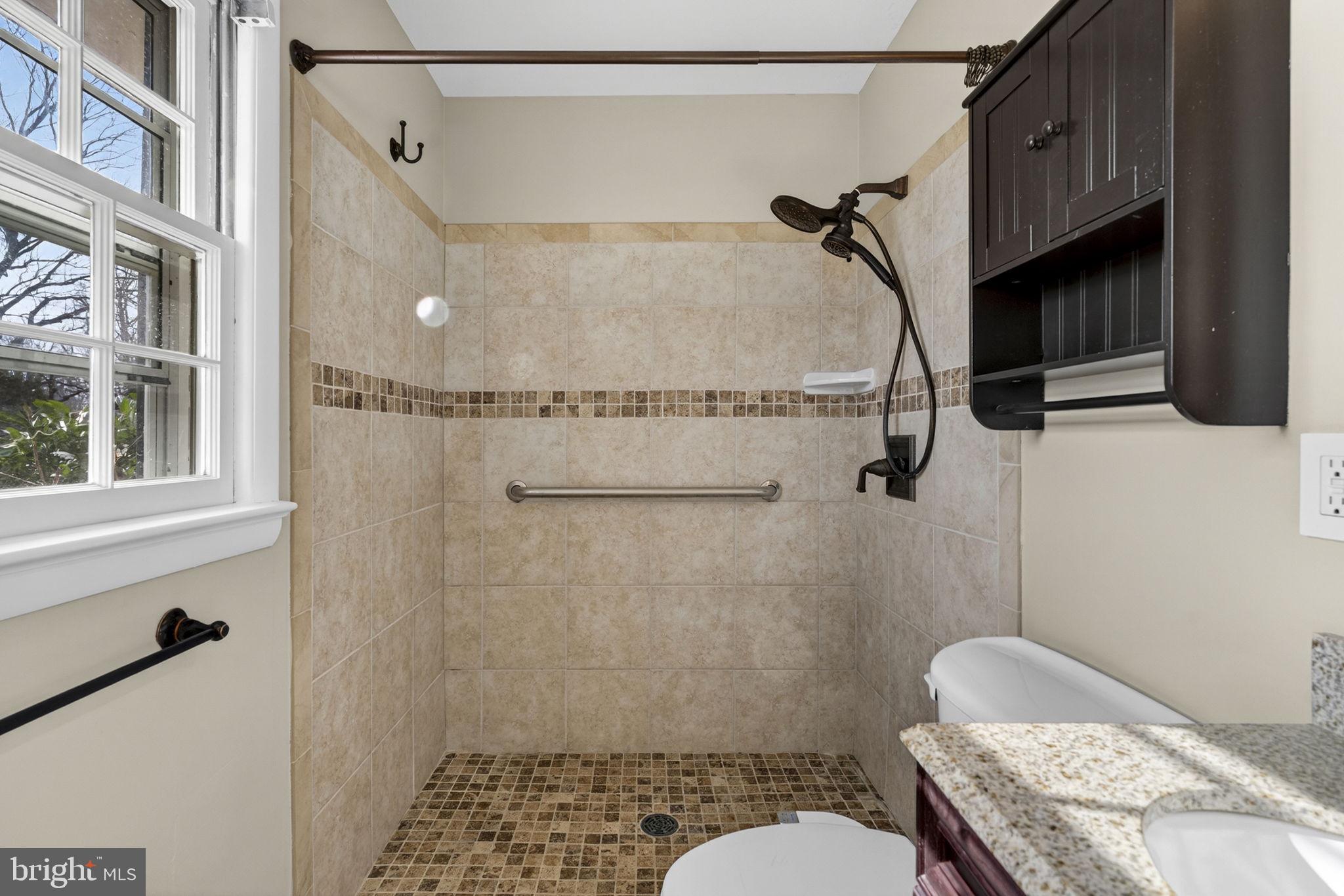 CRESTVIEW ESTATE - Residential