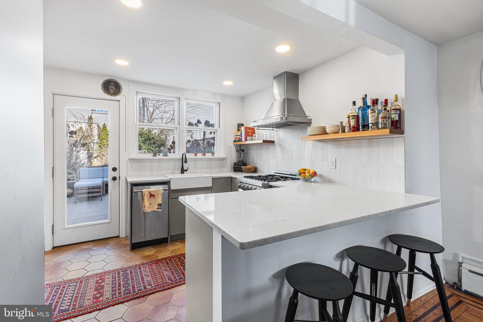 PORT RICHMOND - Residential