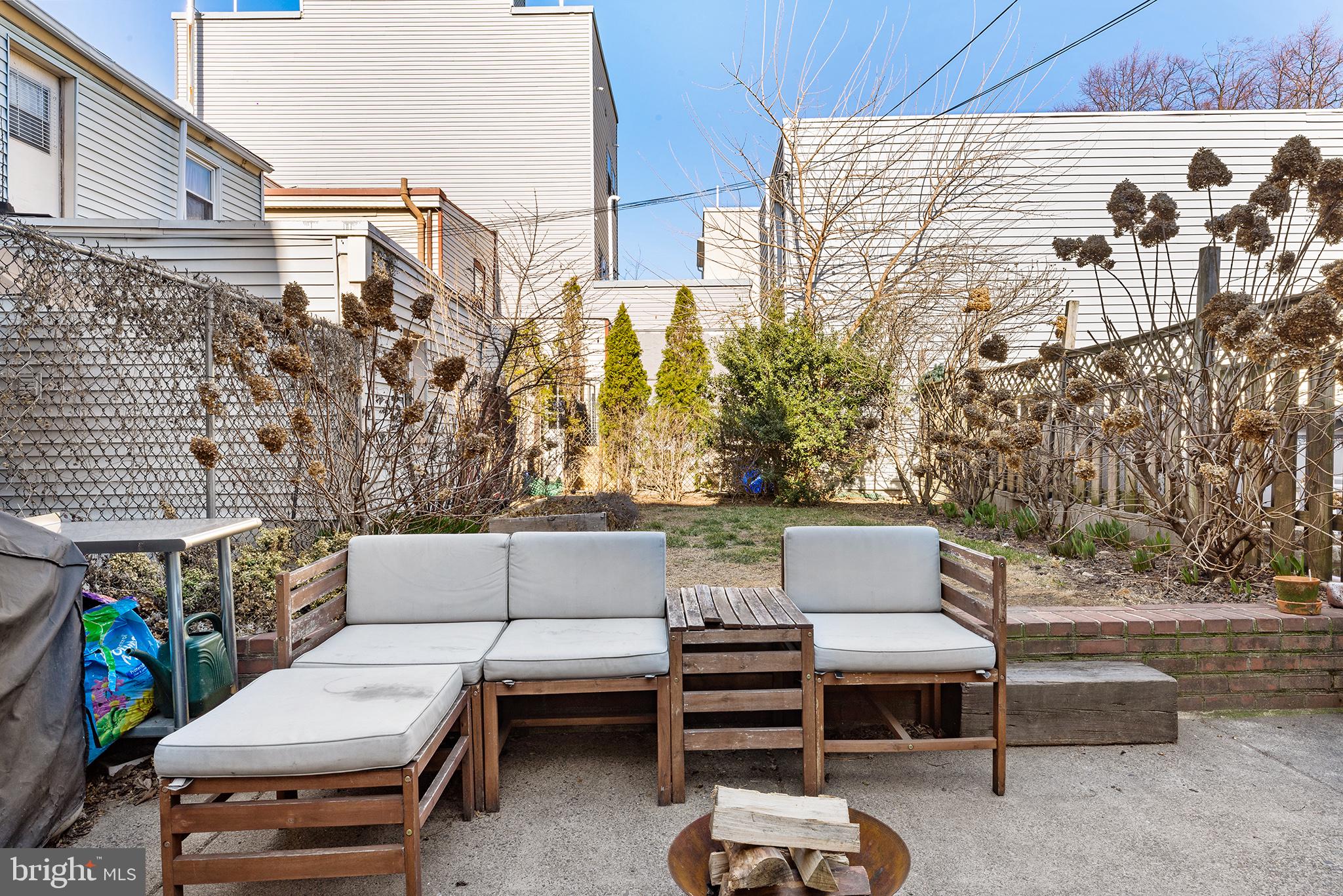 PORT RICHMOND - Residential