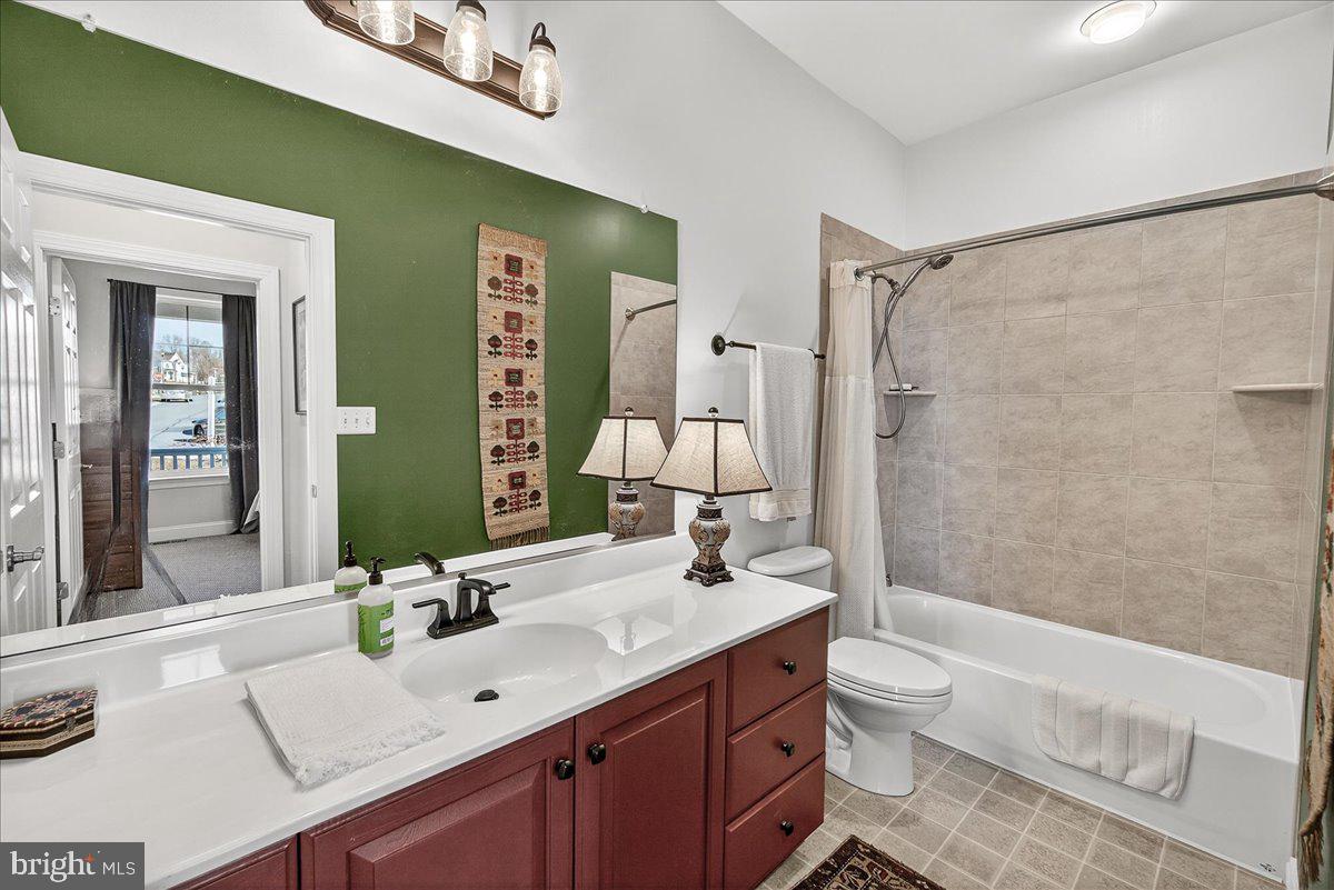 ORCHARD AT NEW MARKET - Residential