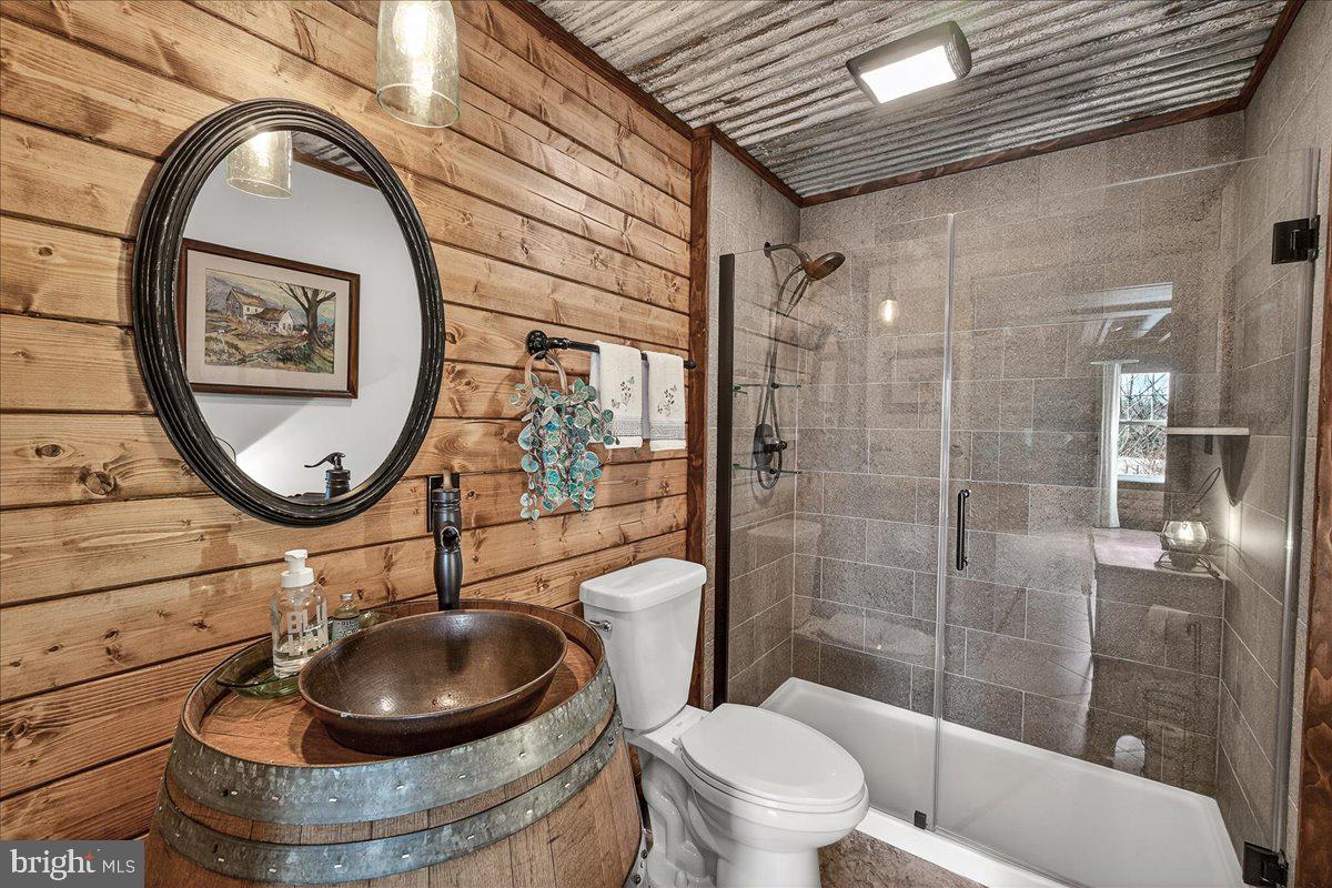 ORCHARD AT NEW MARKET - Residential