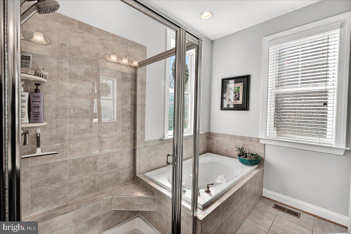 ORCHARD AT NEW MARKET - Residential