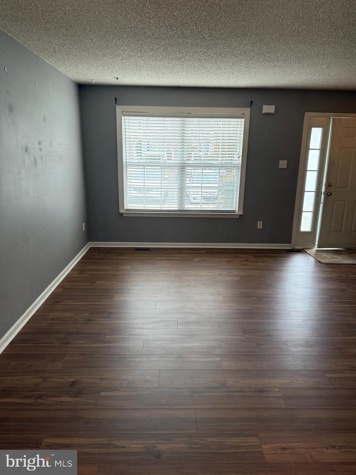 3002 CREEKSIDE COURT 40