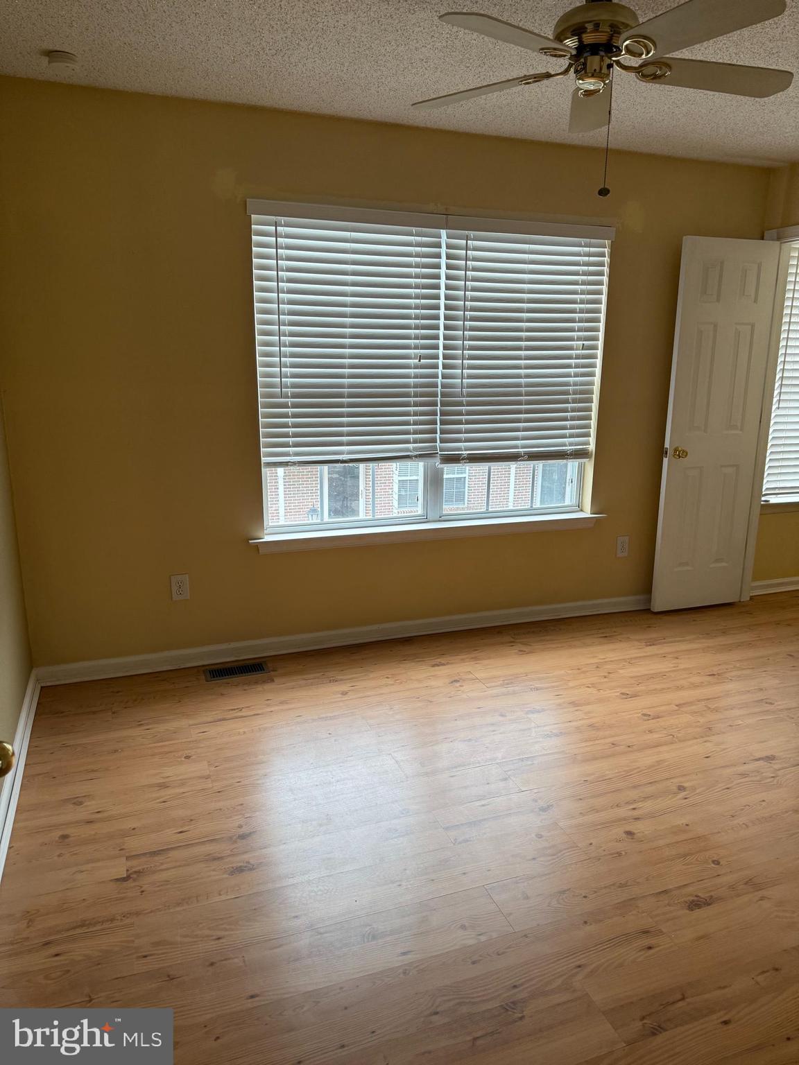 PENNWOOD - Residential Lease