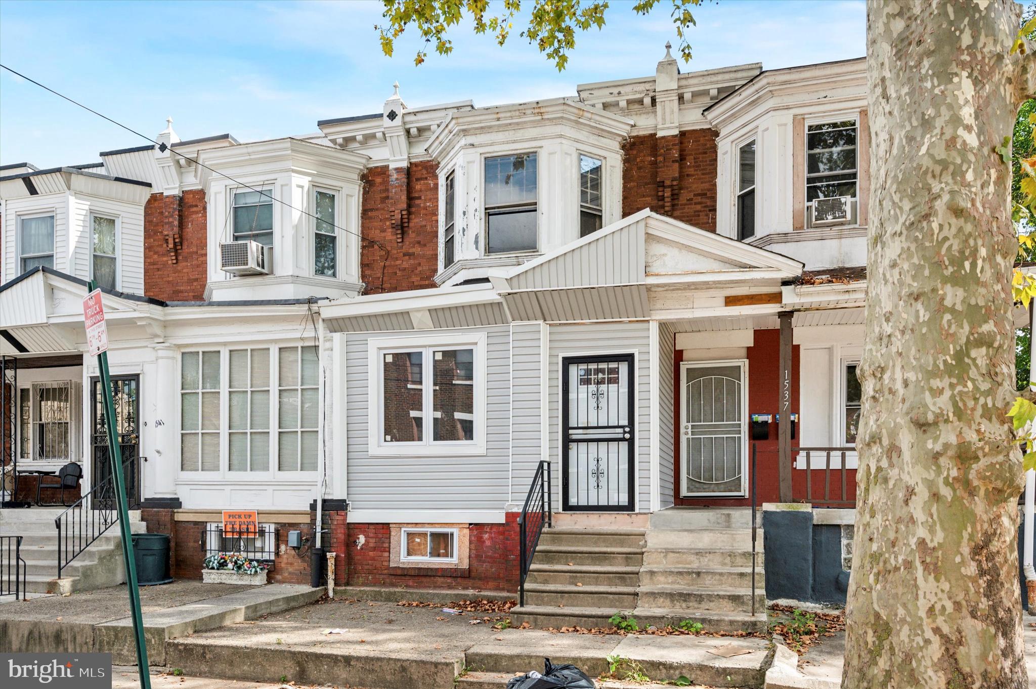 Venture out to see this investors special. Bring out your creative side with this blank canvas. Property has exterior siding & deck, plywood flooring, two new roofs with 200 amps service ideal for multi family RM1. All systems are a go.
