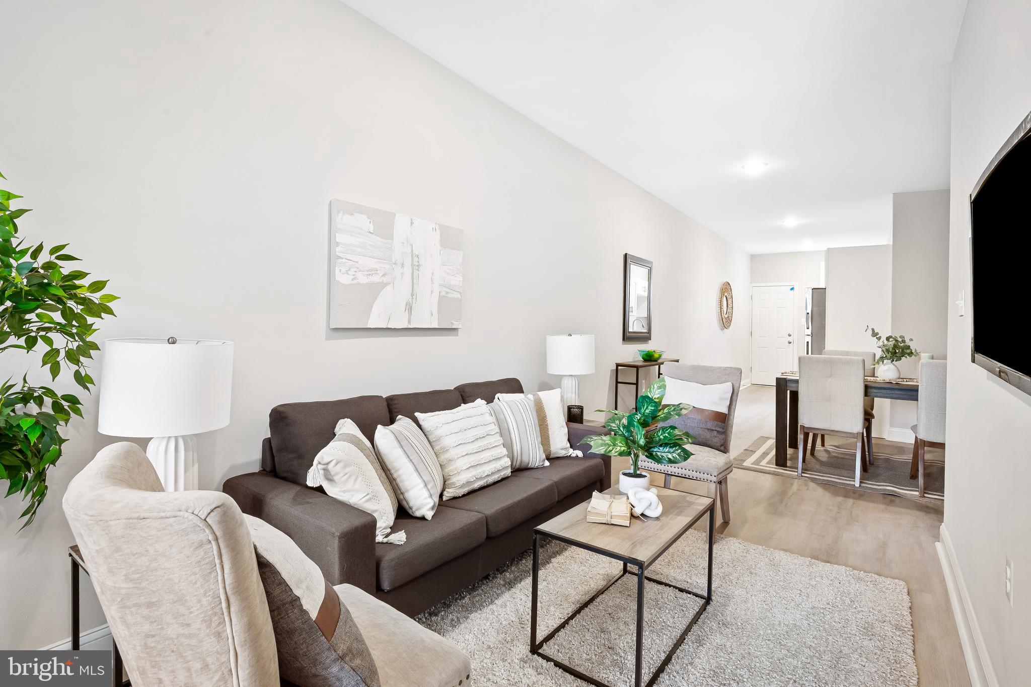 PENN NORTH - Residential