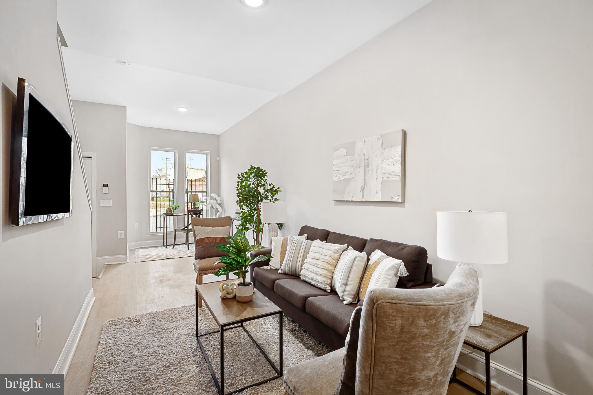 PENN NORTH - Residential