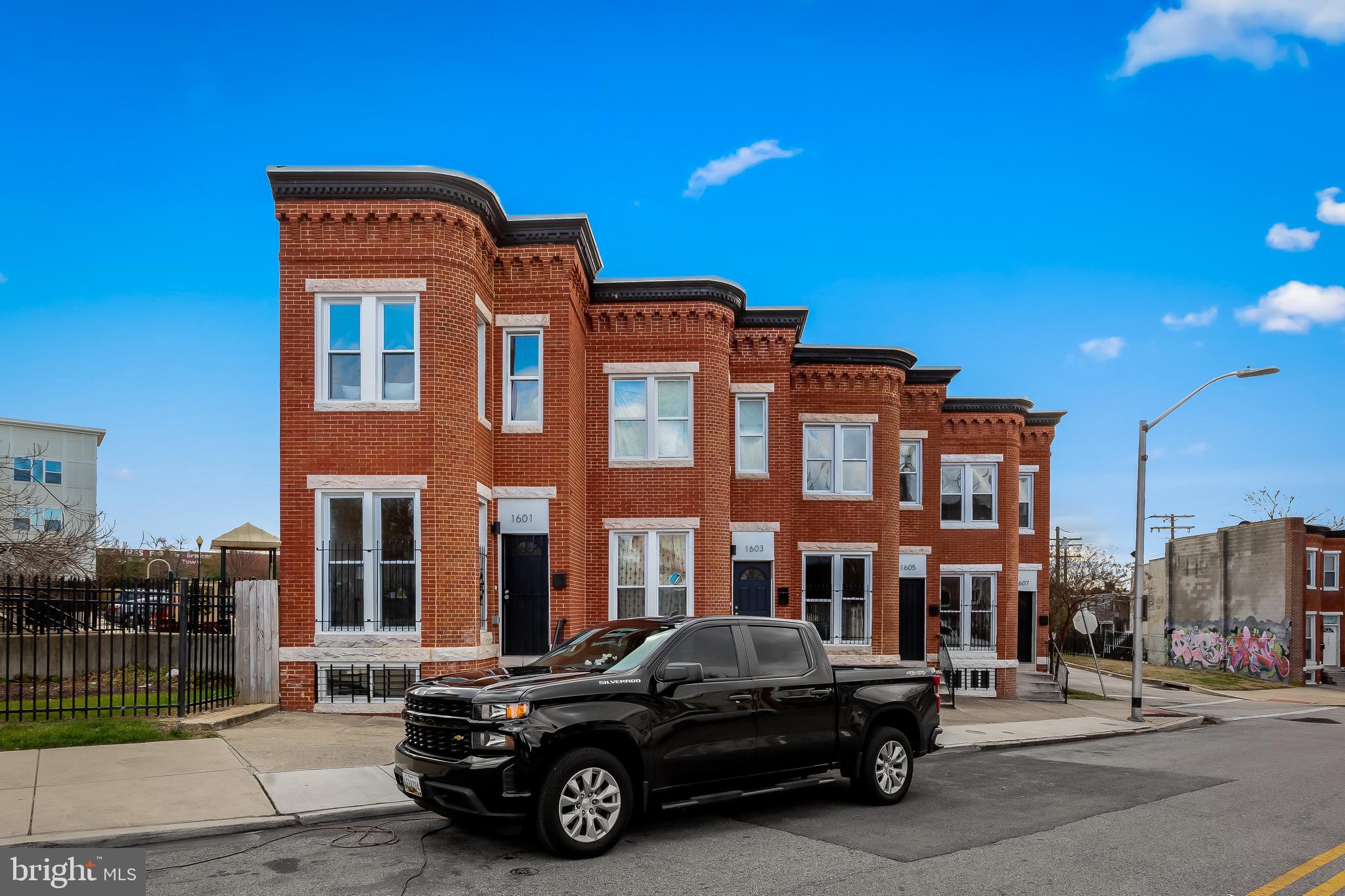 PENN NORTH - Residential