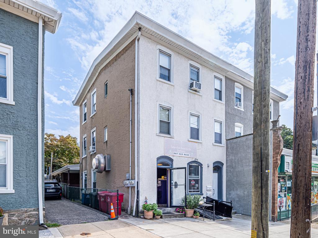 MANAYUNK - Residential Income