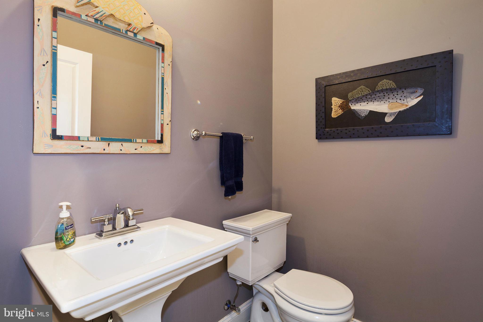 ROCKLAND SQUARE - Residential