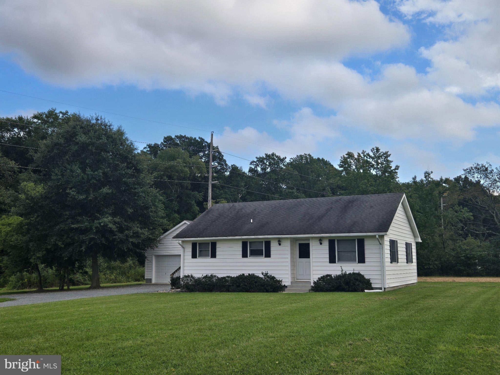 22019 ROBINSONVILLE ROAD