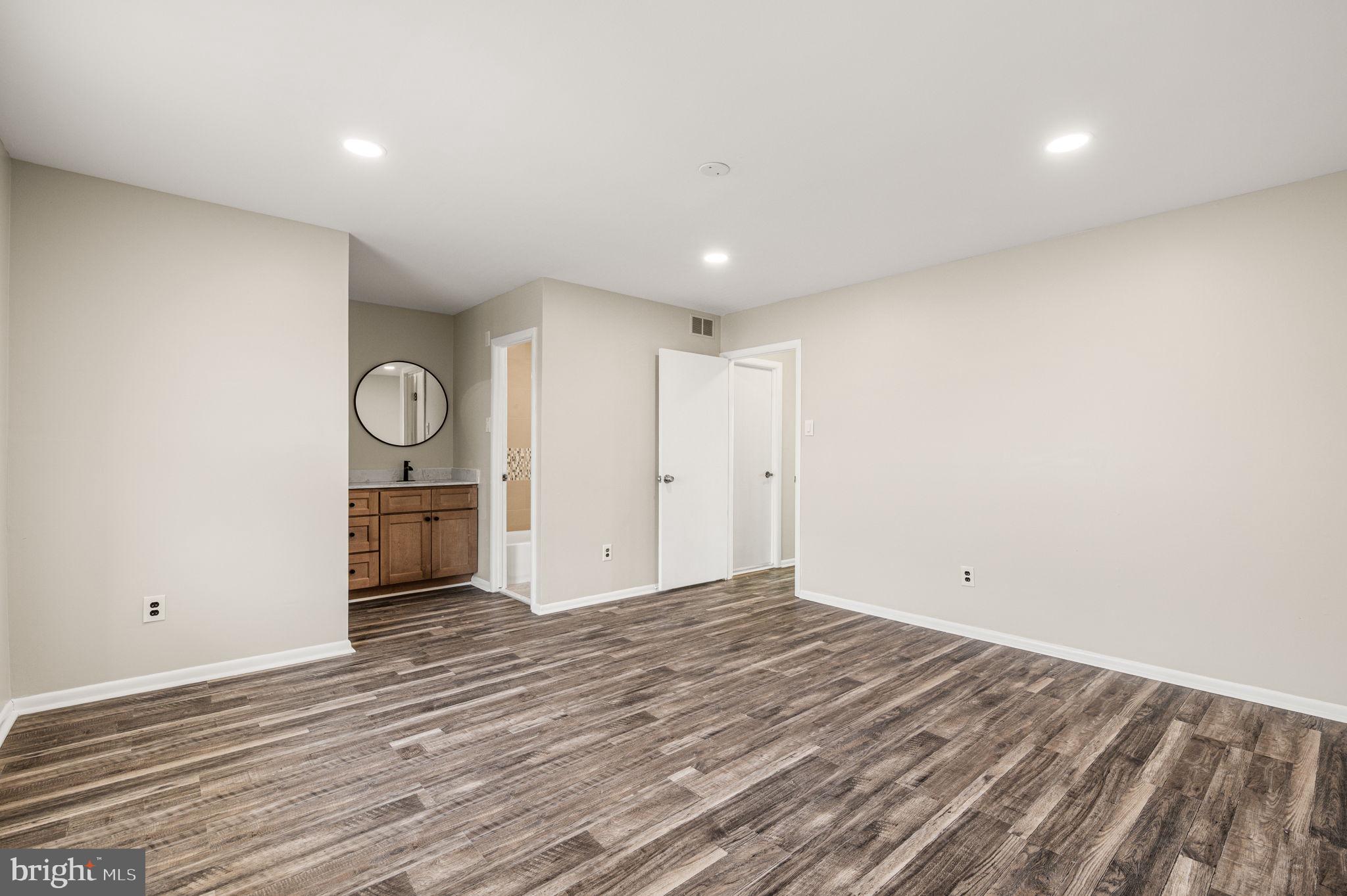 EASTWICK - Residential