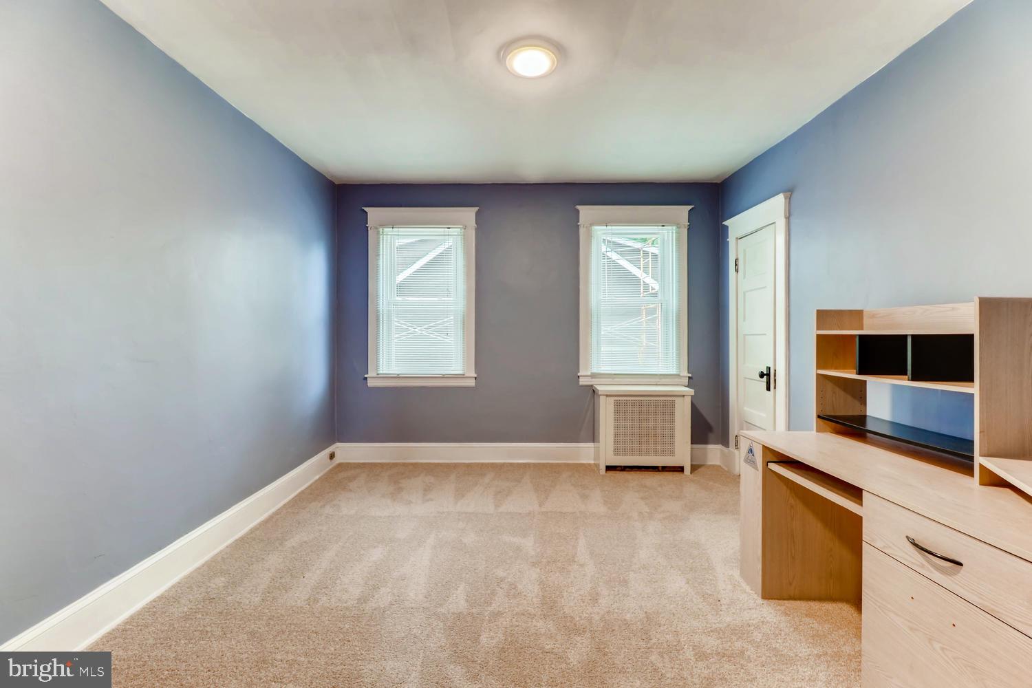 RADNOR WINSTON - Residential