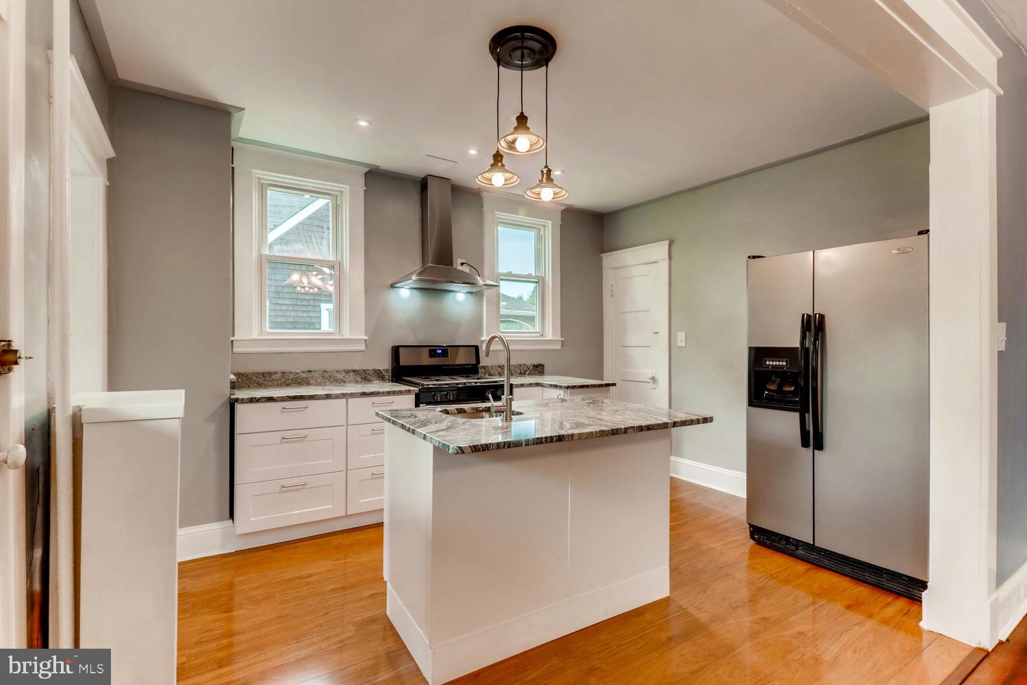 RADNOR WINSTON - Residential