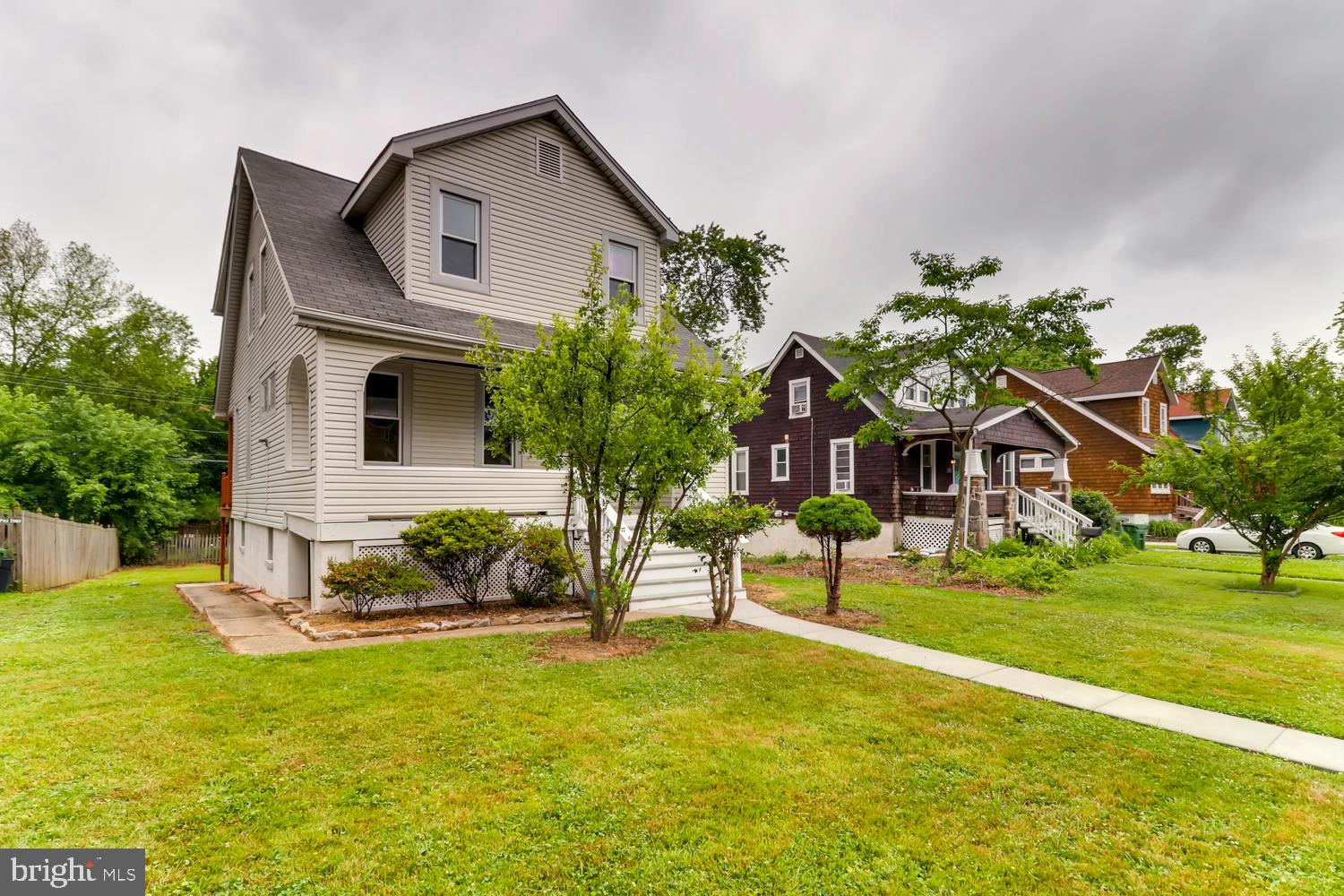 RADNOR WINSTON - Residential